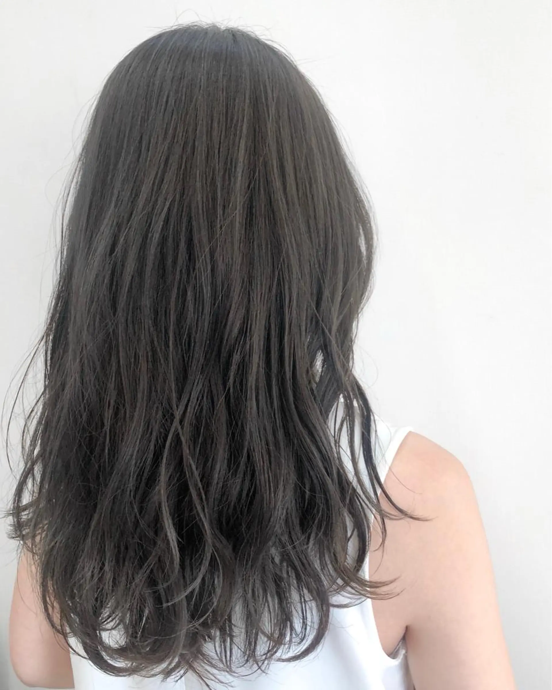 セミロング カラー パーマ ヘアアレンジ ワンレンボブ シールエクステ ベージュカラー 透明感カラー ダブルカラー ブリーチカラー🔥 パーマ【佐々木凌平】のヘアスタイル