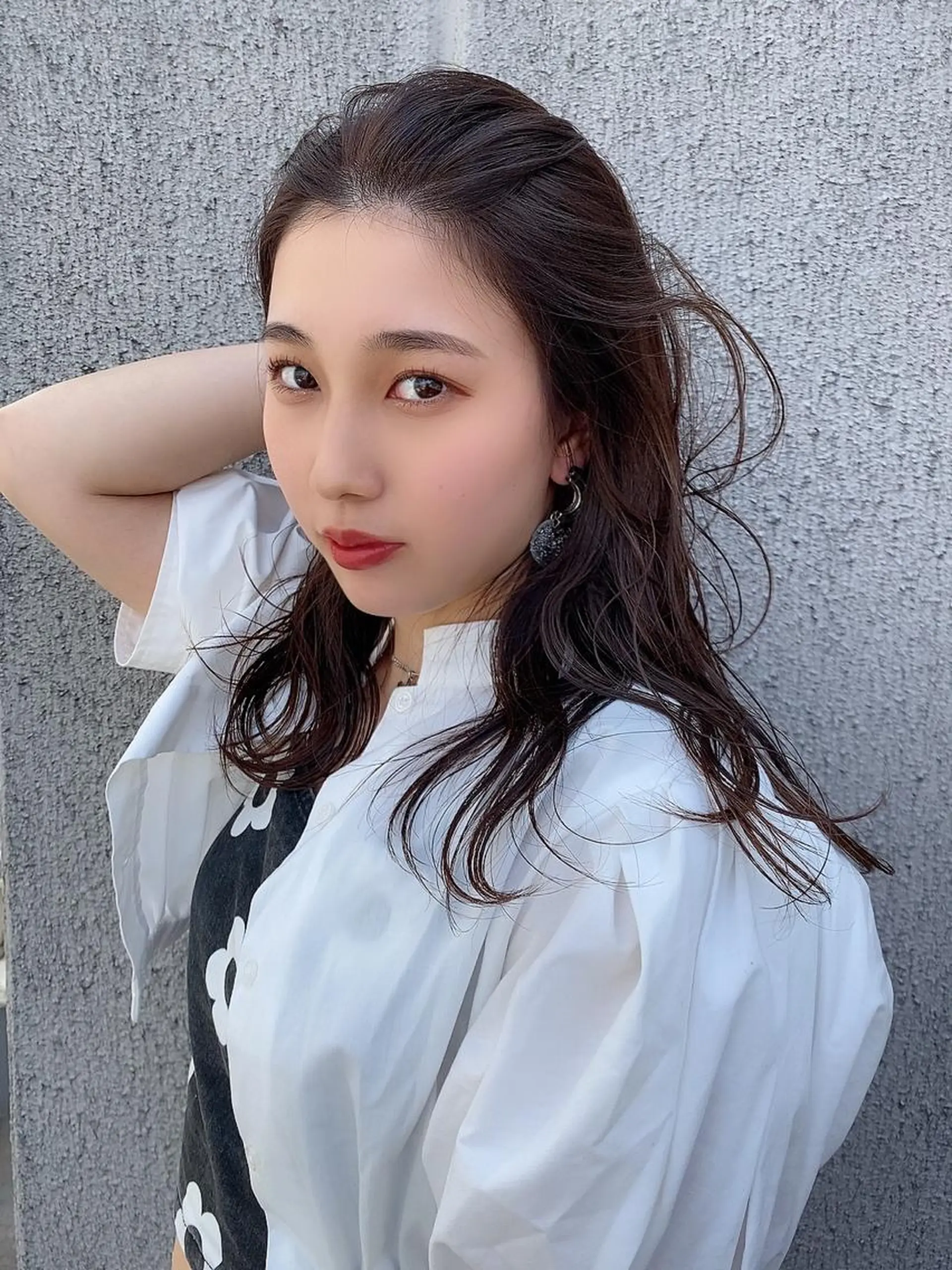 セミロング カラー ヘアアレンジ 志賀 あずみのヘアスタイル