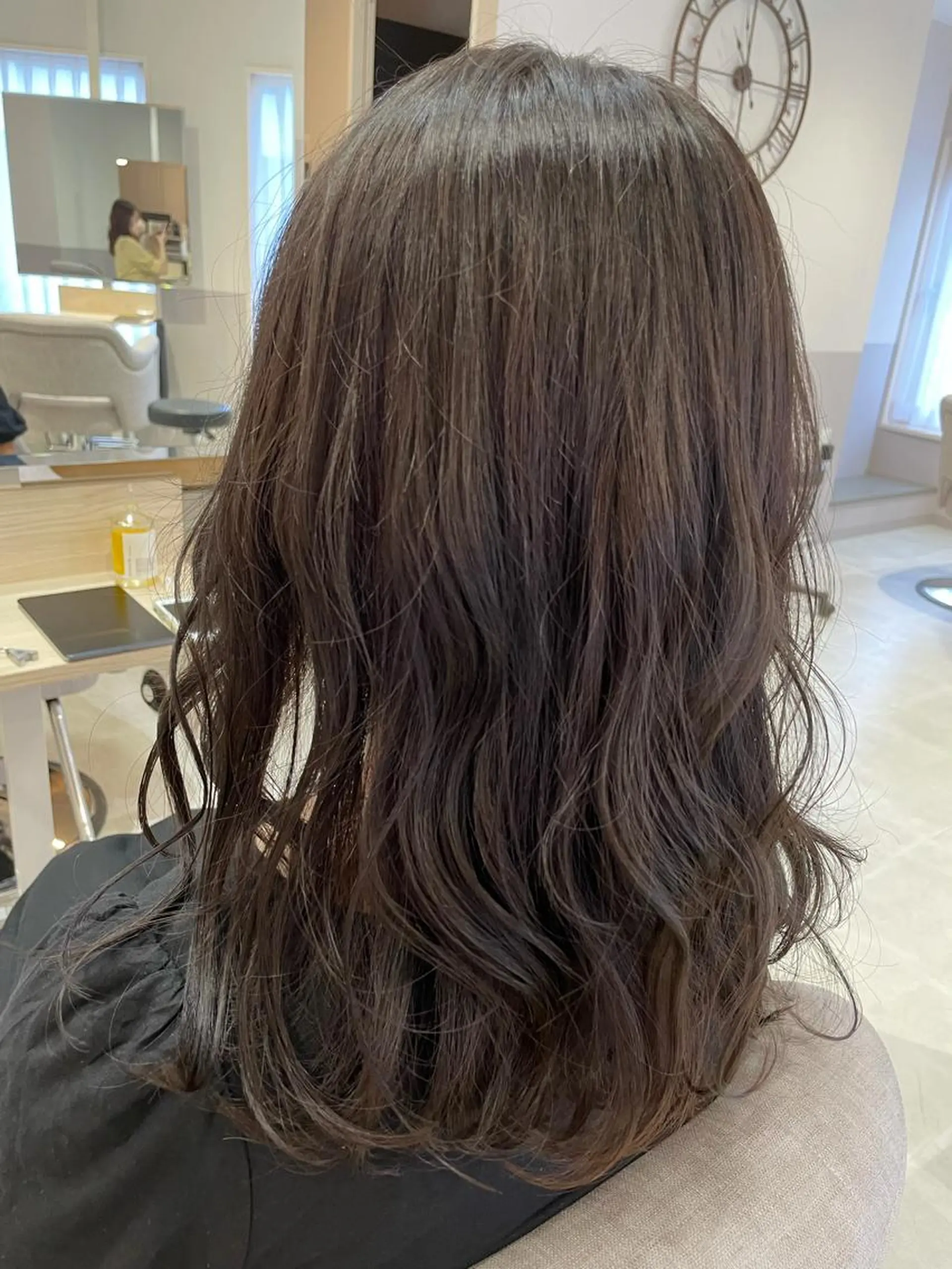 セミロング 髪質改善お任せ ください♪ひとみのヘアスタイル