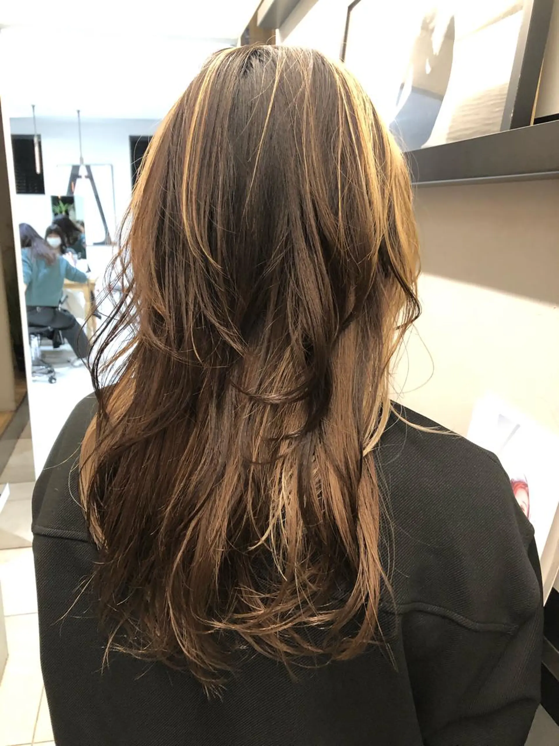 ロング ミヤギ リュウキのヘアスタイル