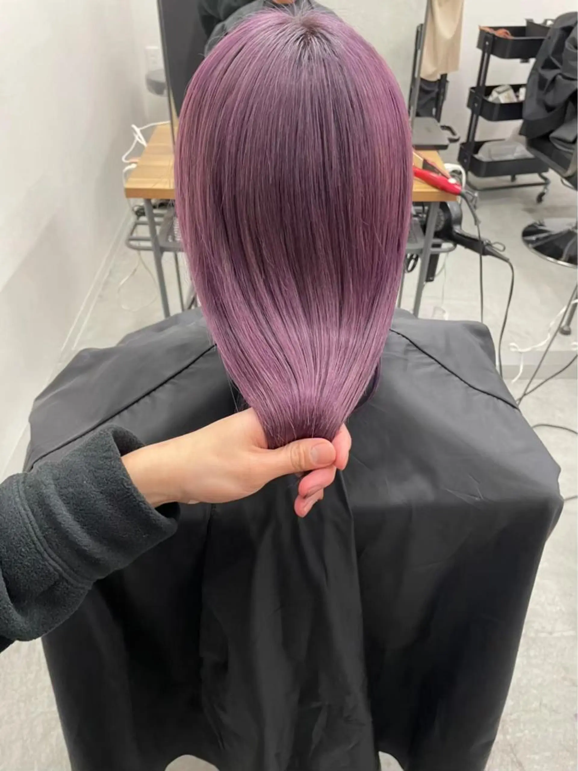 ロング カラー ネイル マツエク・マツパ ショートボブ バレイヤージュ ブリーチ ケアブリーチ 透明感カラー hair terra ce M奈良店のヘアスタイル