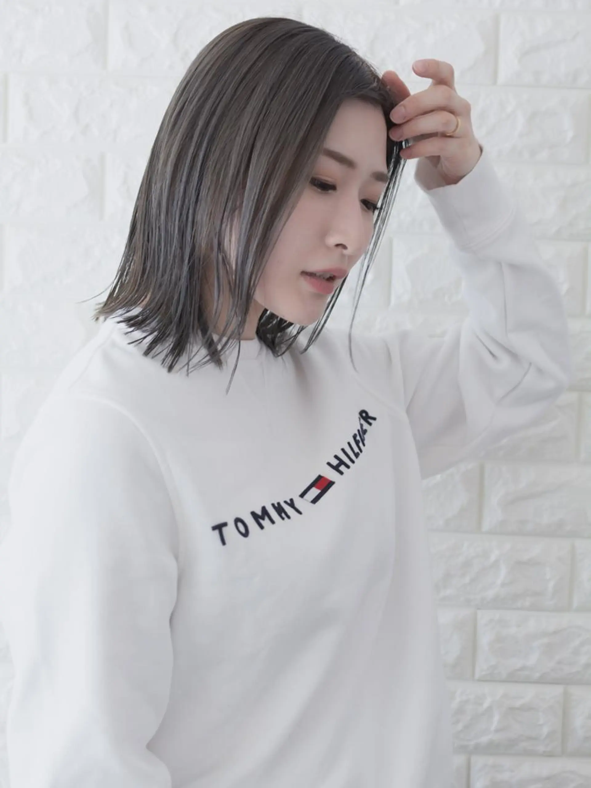 ミディアム カラー 切りっぱなしボブ ショートボブ ベージュカラー ブルーカラー ブルージュ カット ヘアカラー トリートメント 斉藤 正敏のその他イメージ