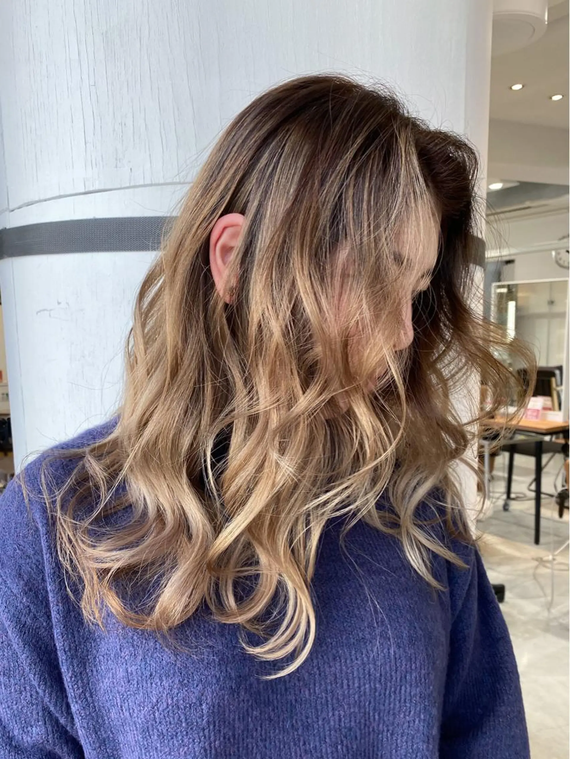 セミロング カラー welring hair salonのヘアスタイル