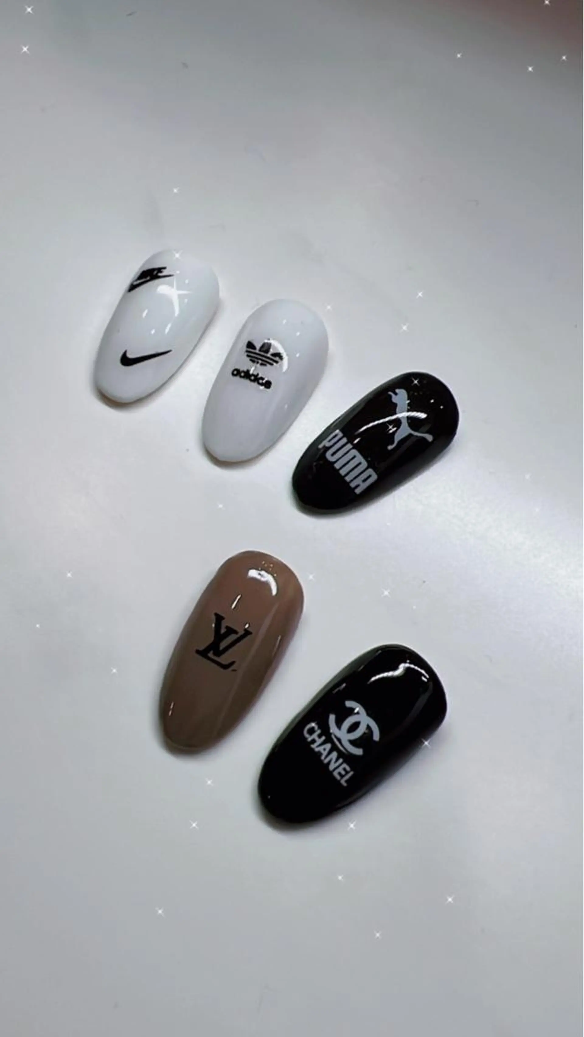 カラー ネイル ecru エクリュのネイルデザイン