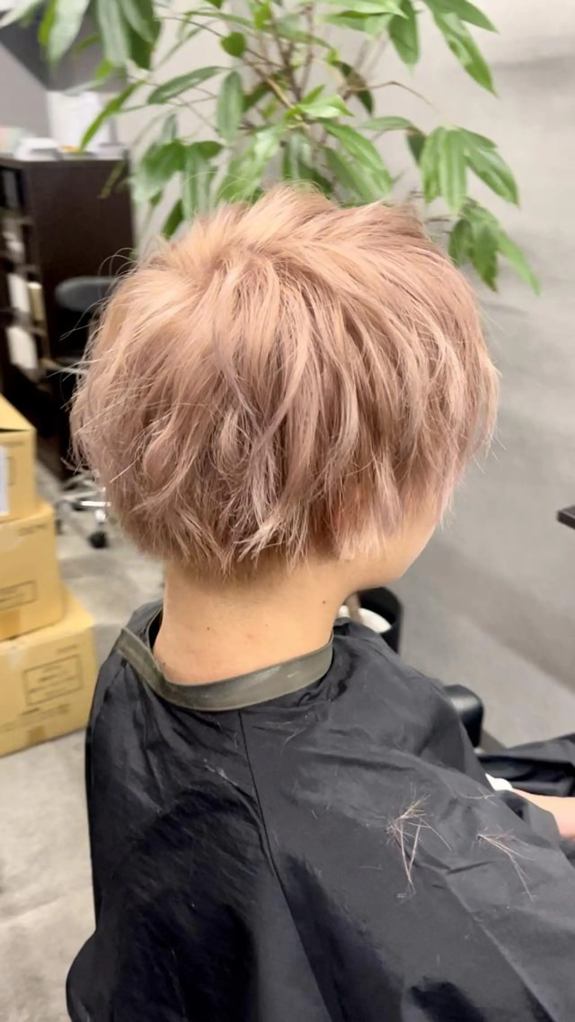 ショート カラー ヘアアレンジ メンズ キッズ ヘアカラー 絶好調ネイリスト SAWAのヘアスタイル