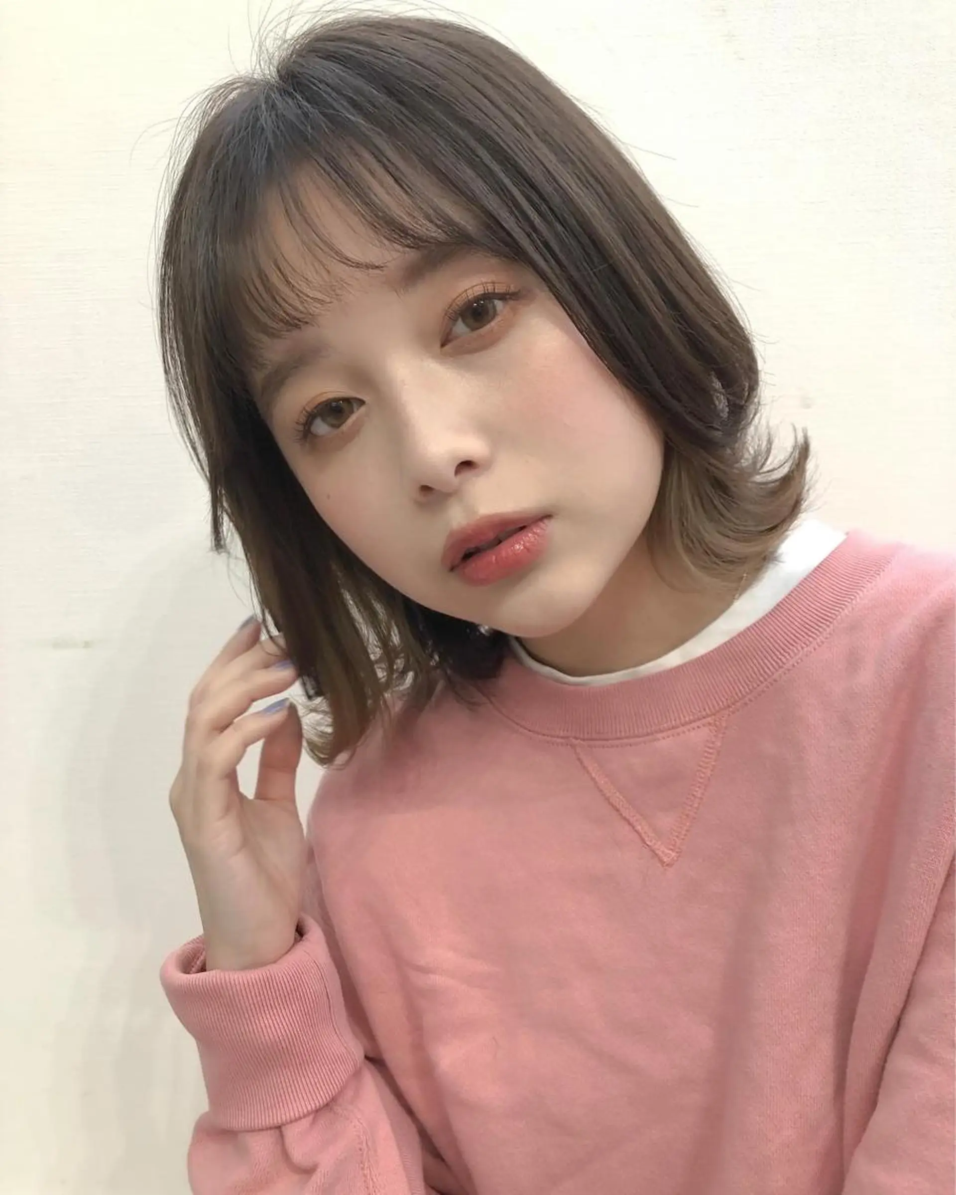 ミディアム 韓国風ヘア 透明感カラー│ レイヤーヘア中居美樹のヘアスタイル