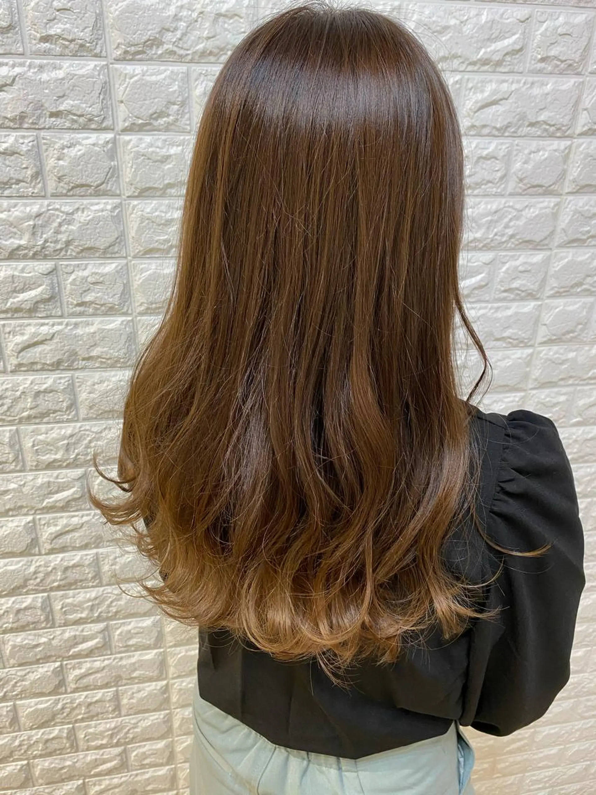 ロング 金沢 広美のヘアスタイル