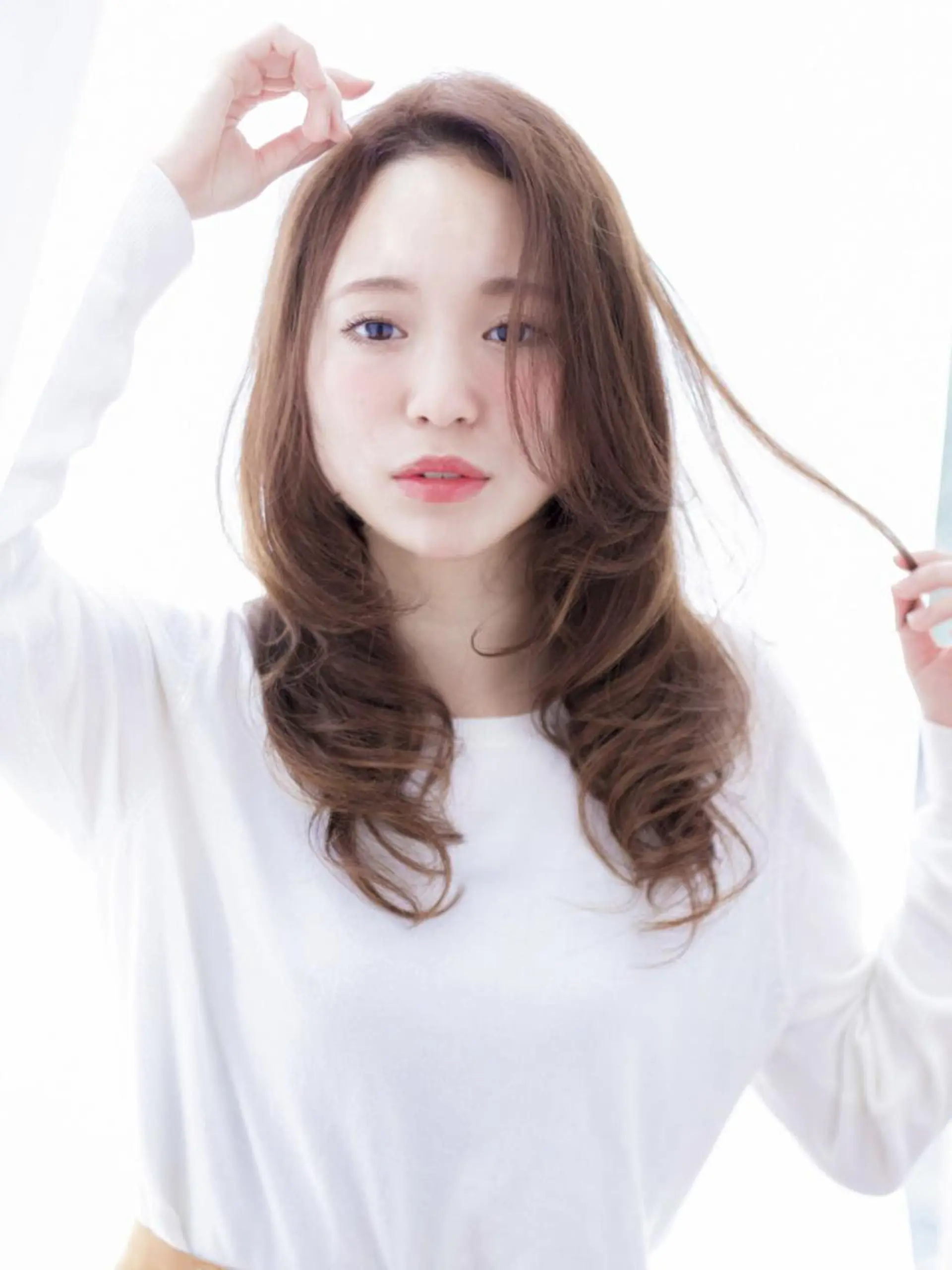 セミロング ロング カラー パーマ セミロングパーマ 伸ばしかけ ロング VIVIE【ヴィヴィ】所属・髪質改善/韓国風 レイヤー/田村祐樹のヘアスタイル