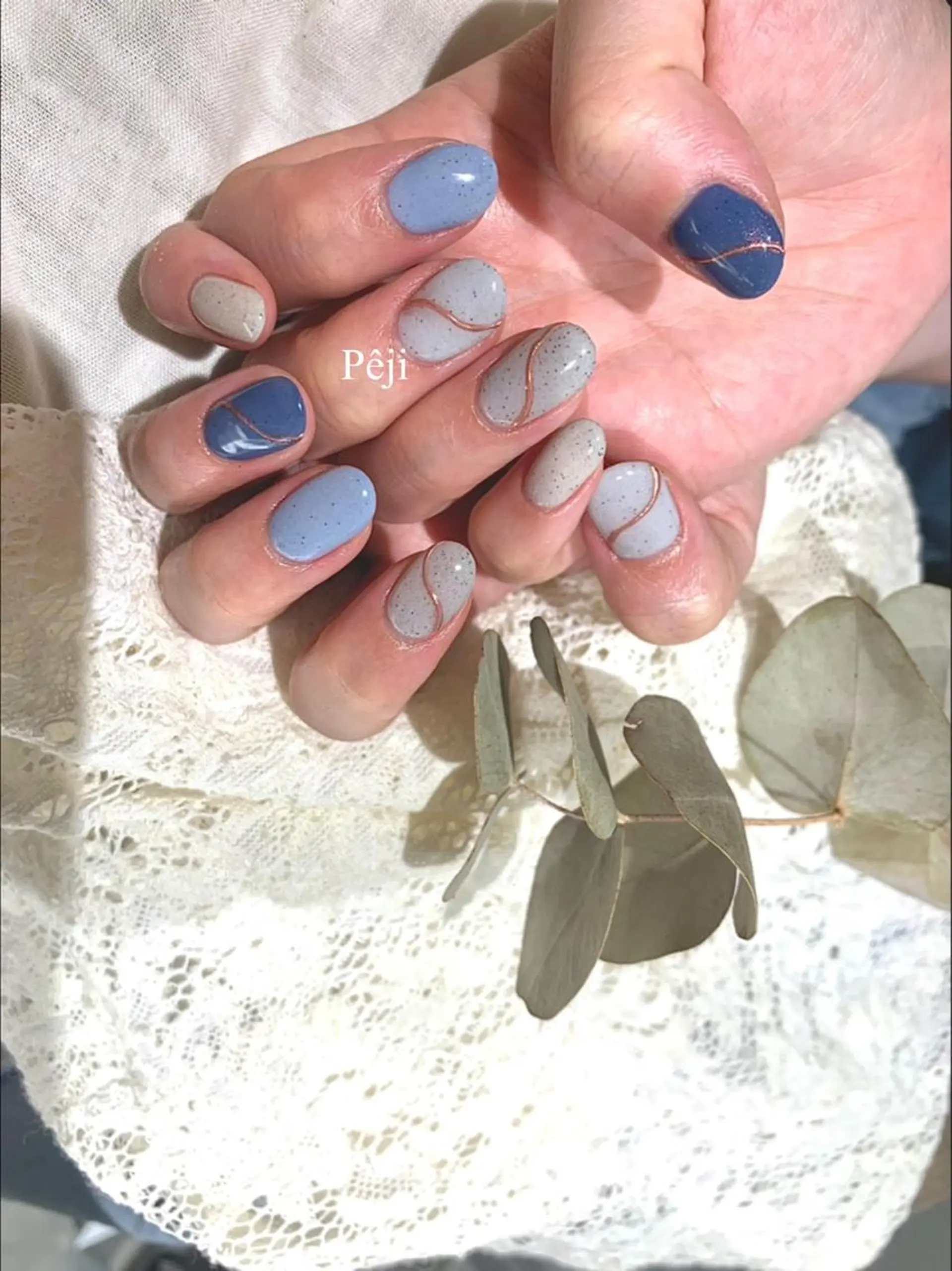 ショート m kaori𓃟のネイルデザイン