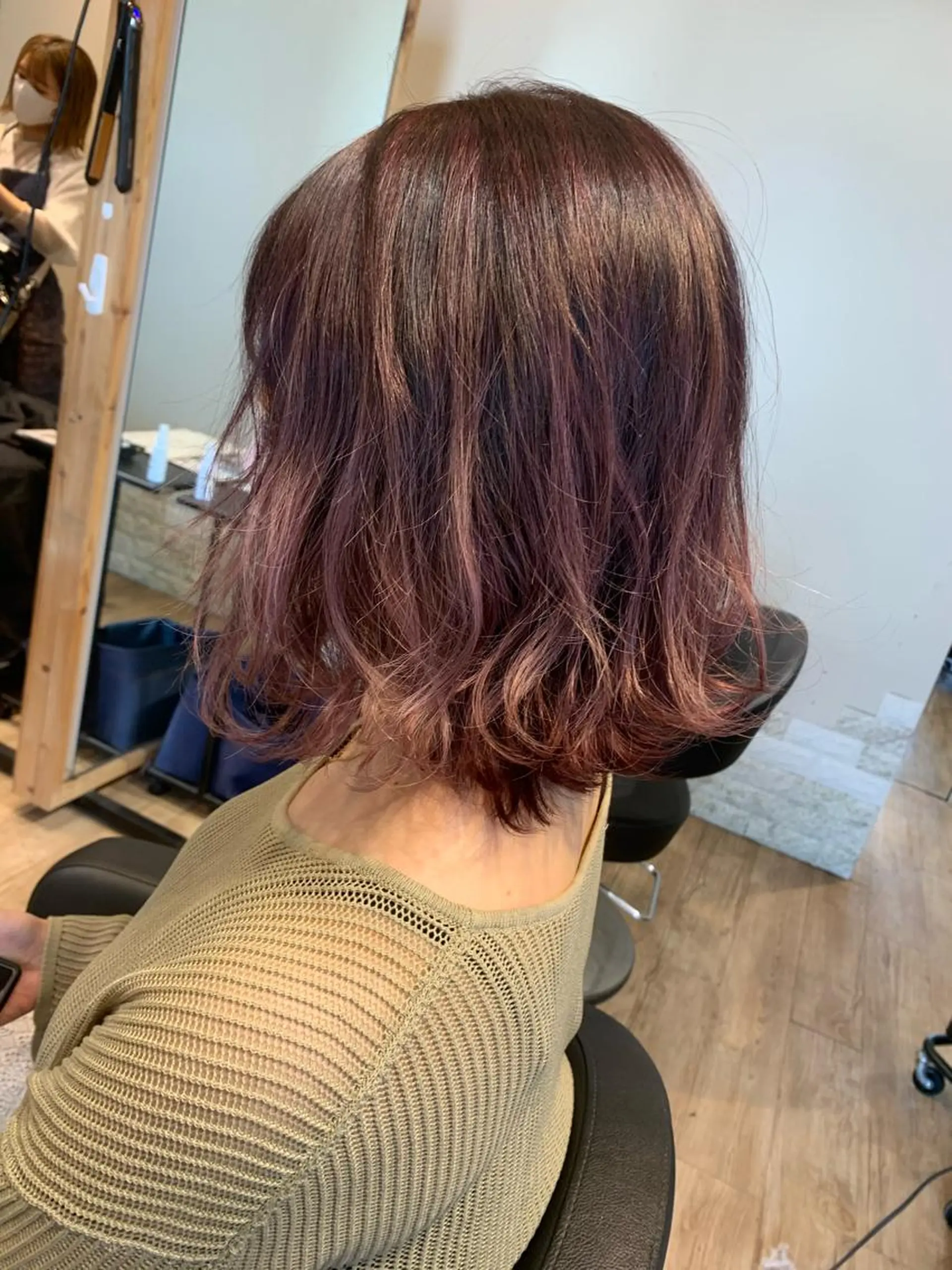 ショート カラー バレイヤージュ レイヤーカット ヘアカラー 大久保 隆蔵のヘアスタイル