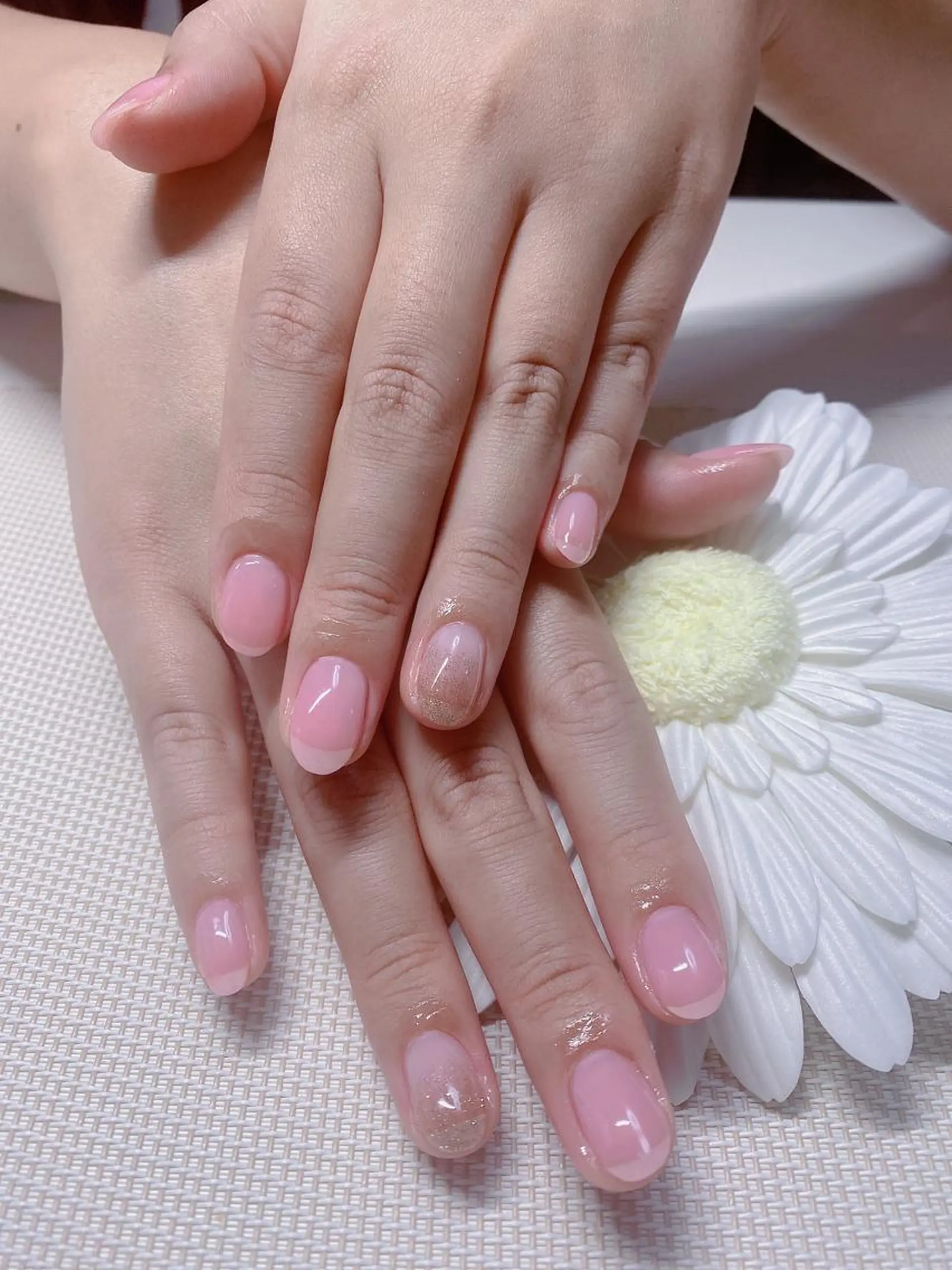 ネイル フラッシュネイル ガーリー ゴールド ピンク Jasmine nailsalon所属・ジャスミン ネイルサロンのネイルデザイン