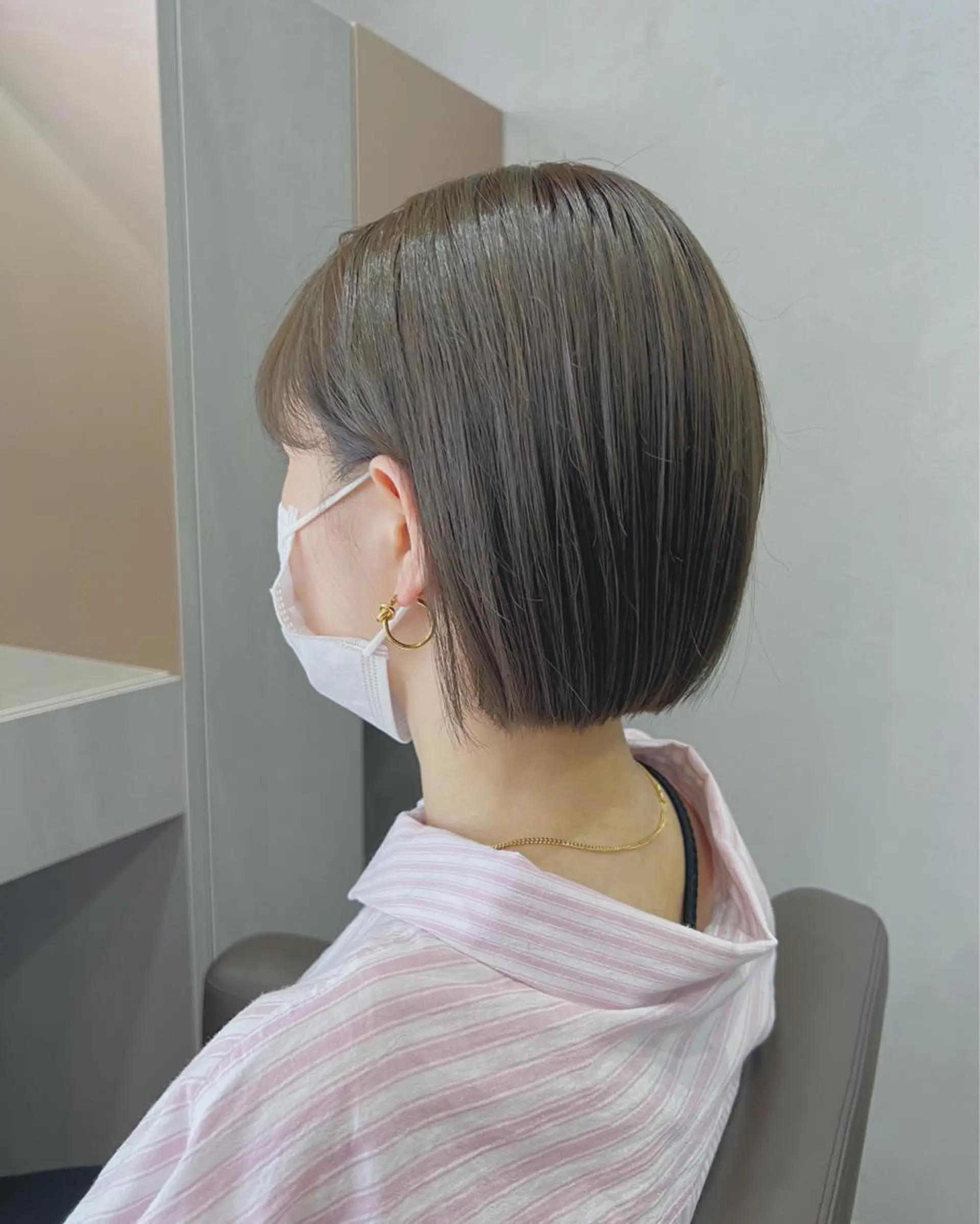 ショート カラー ボブパーマコテ巻き風 パーマNo1深江秀平のヘアスタイル