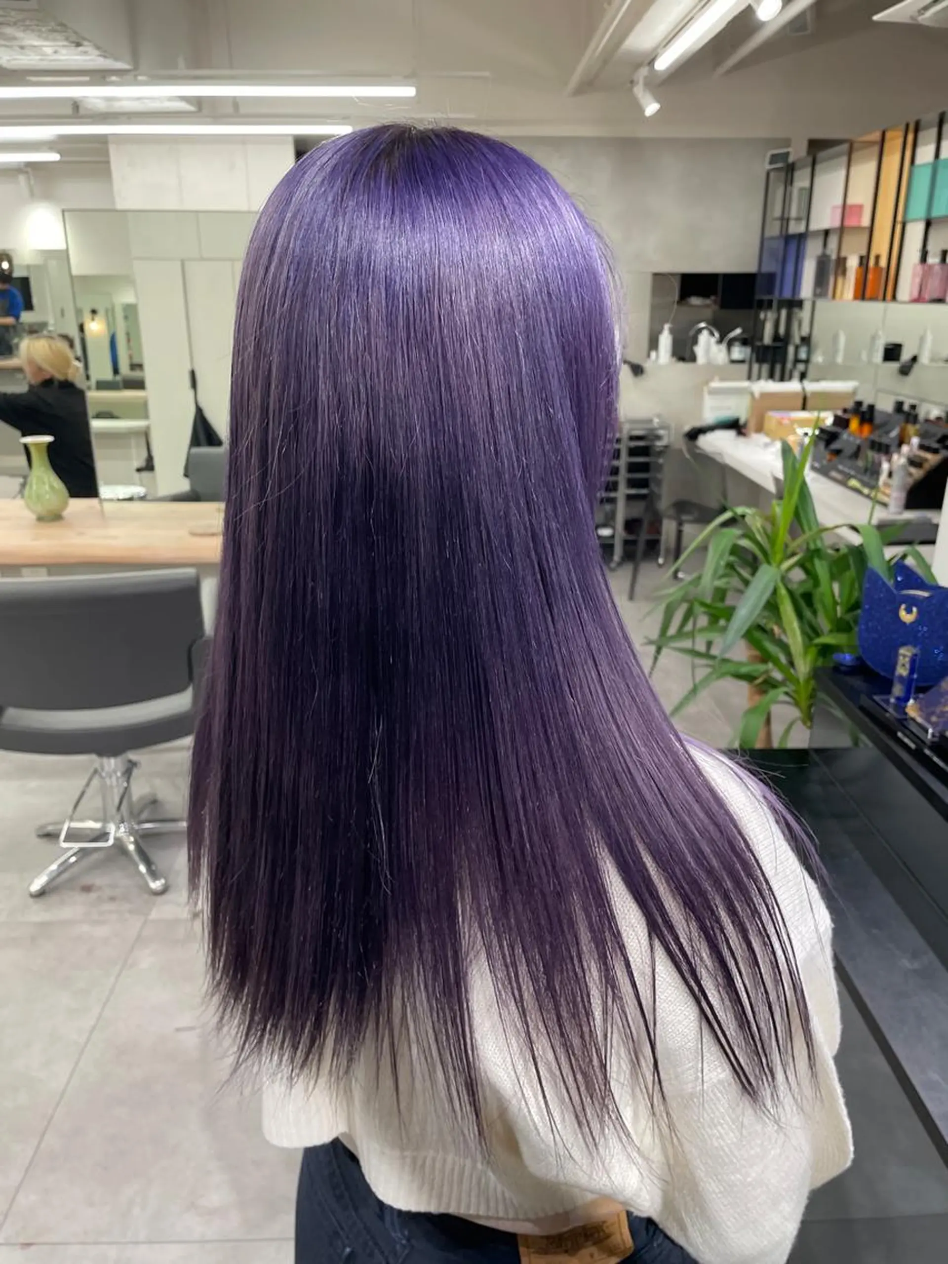 ロング カラー 切りっぱなしボブ レイヤー/縮毛矯正のヘアスタイル