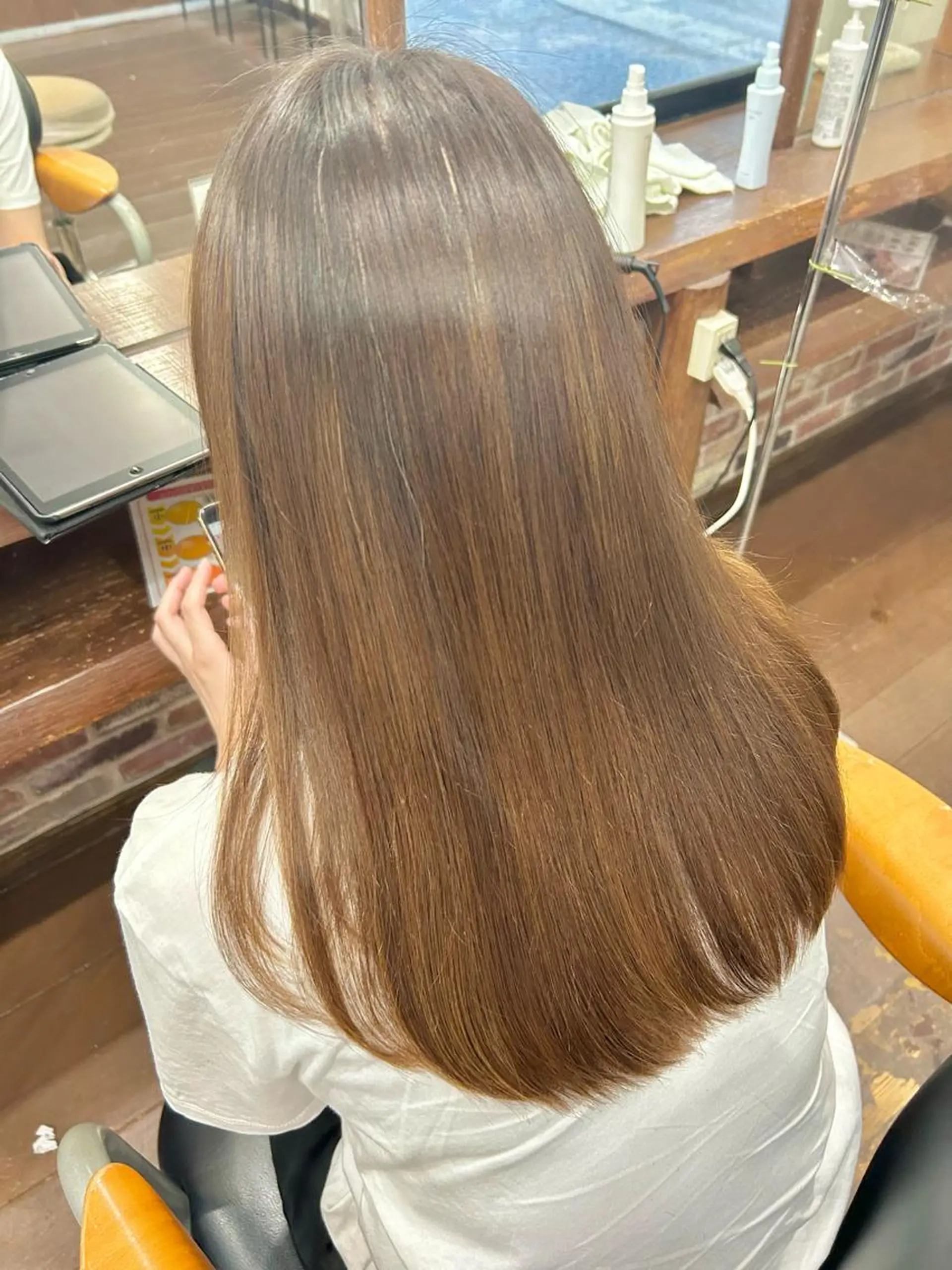 ロング 神 甚八のヘアスタイル