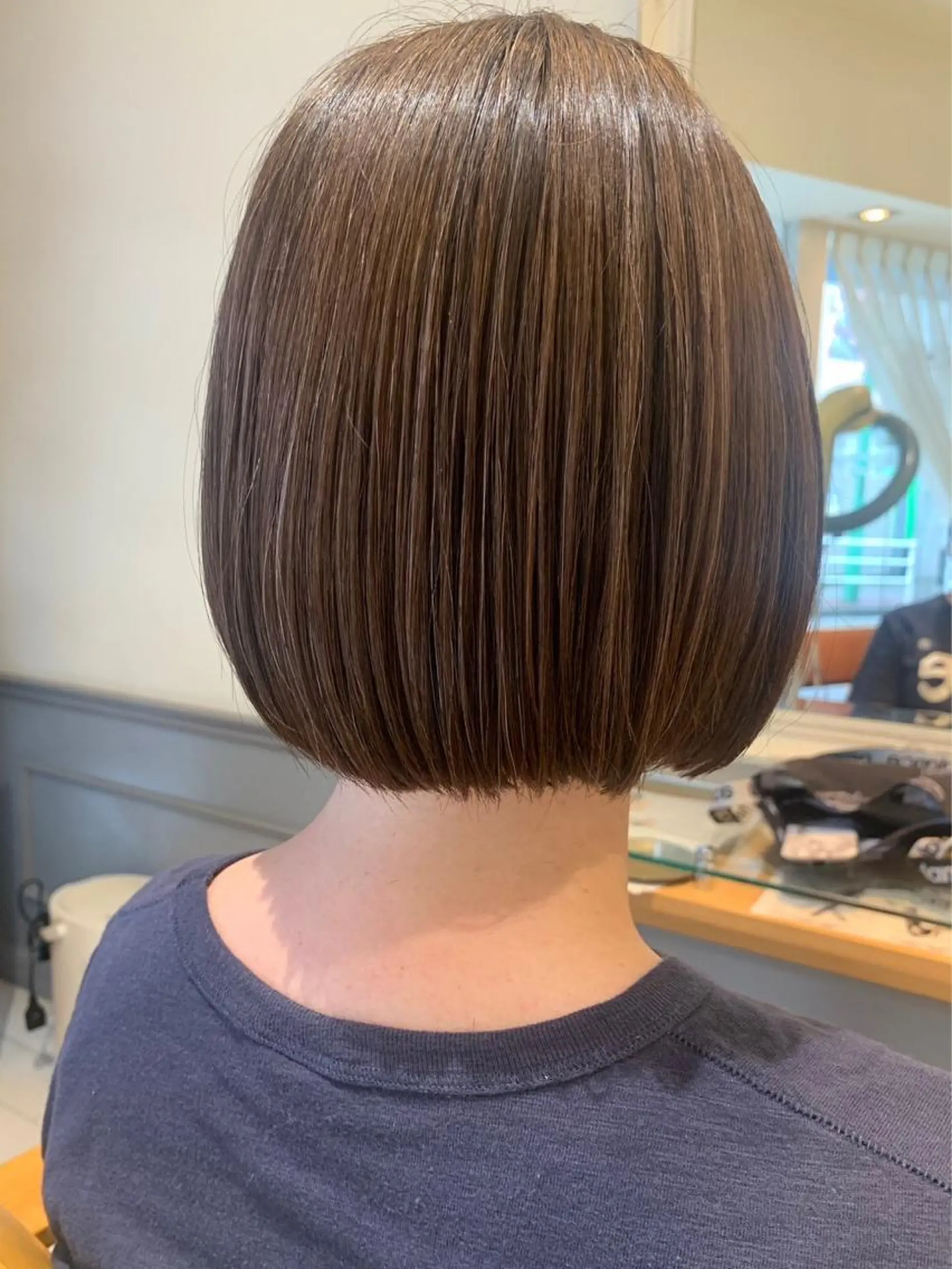 ショート 鈴木弥月/大人ボブ× 透明感カラーのヘアスタイル