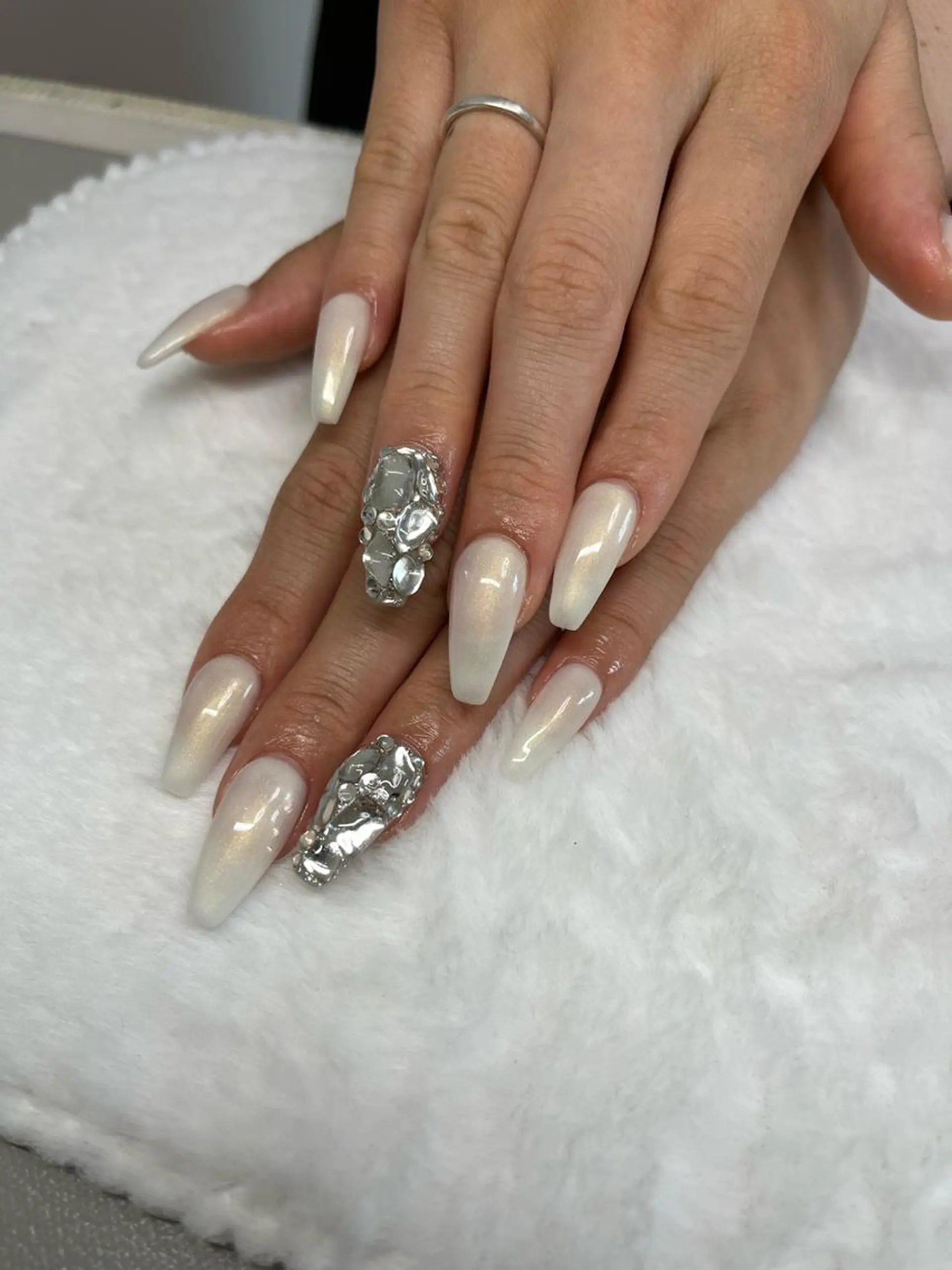 ネイル nail.salon .Reversalのネイルデザイン