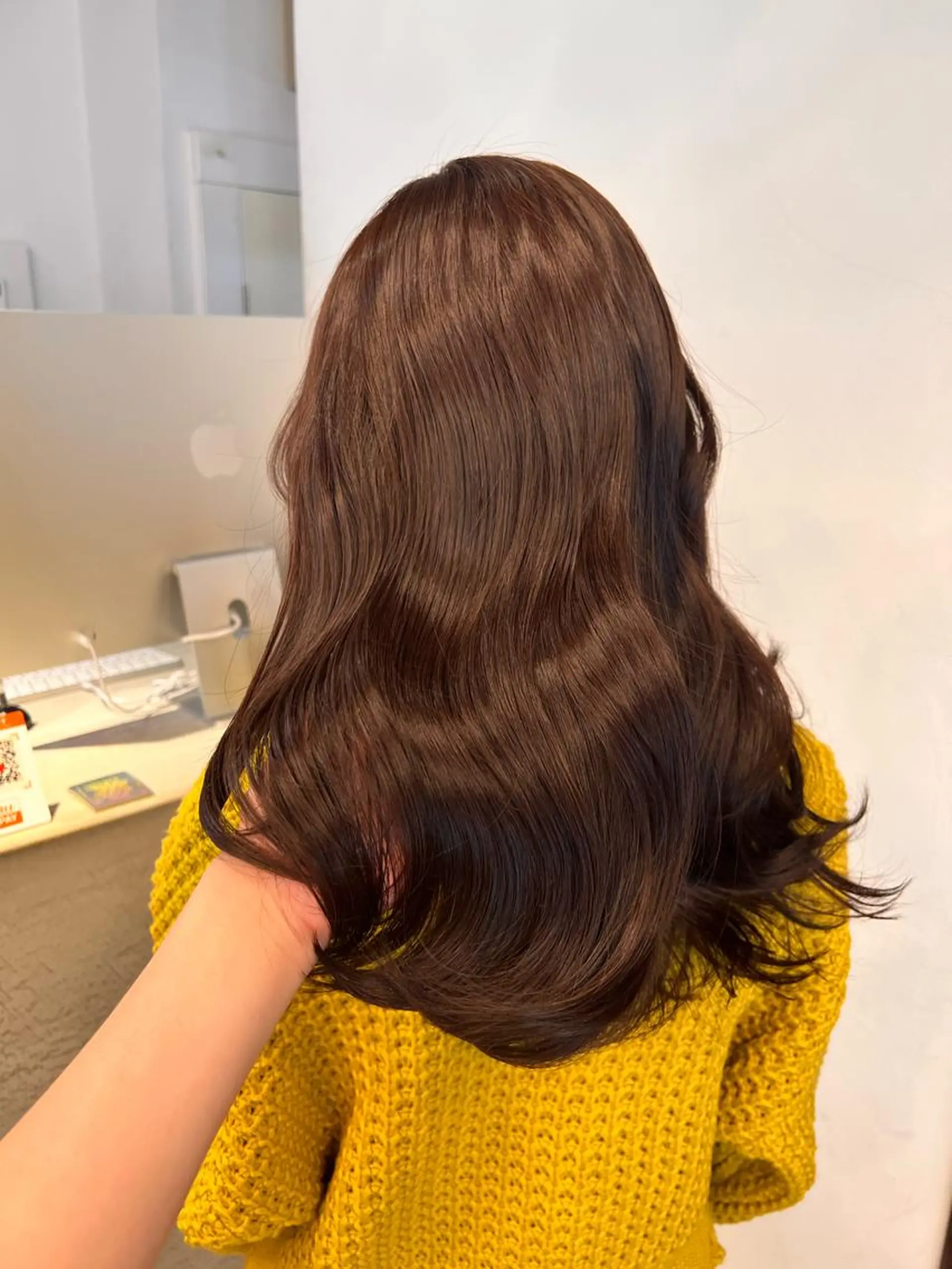 ミディアム vixus mamiのヘアスタイル