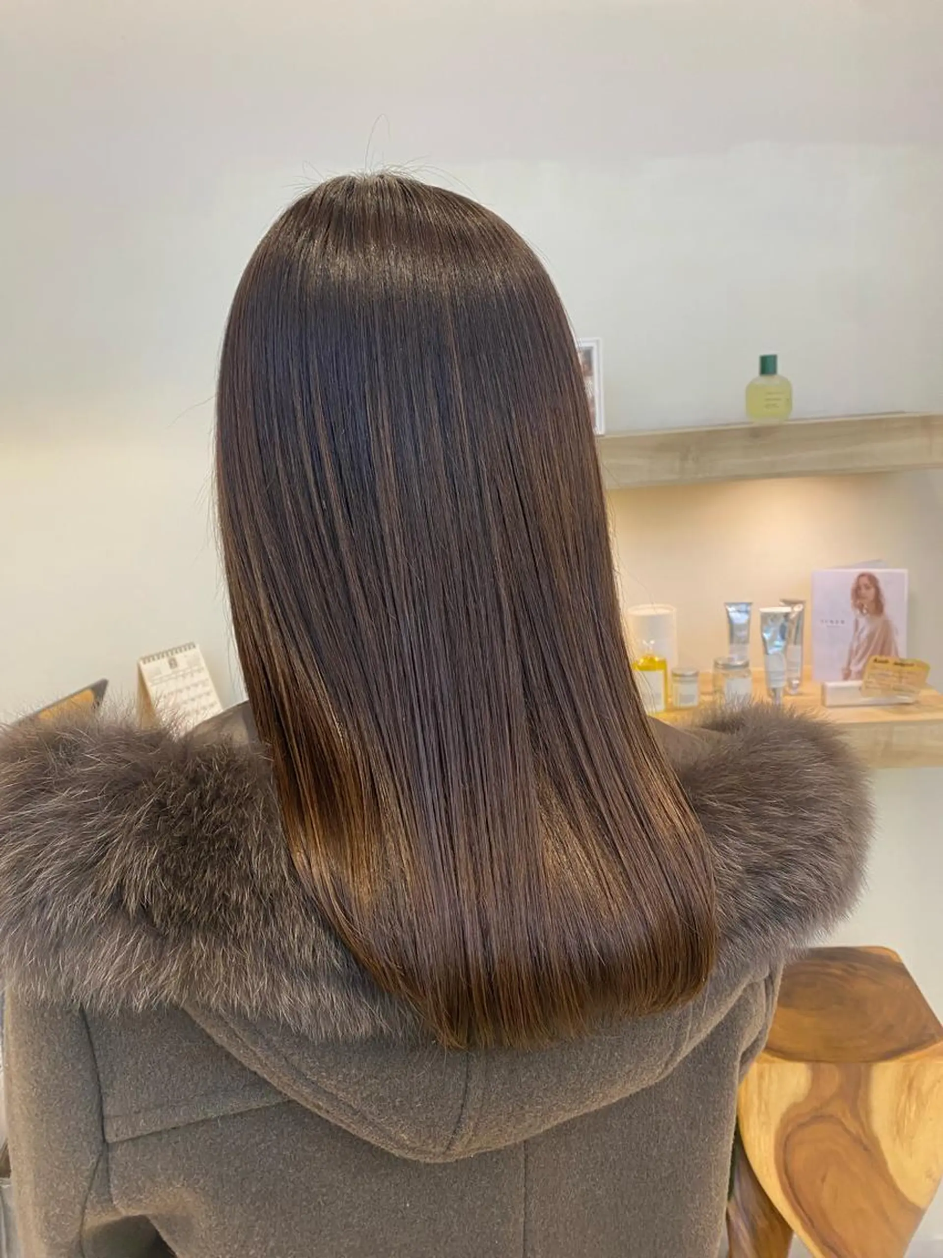 ミディアム カット トリートメント コテ巻き風パーマ✨ かつみのヘアスタイル