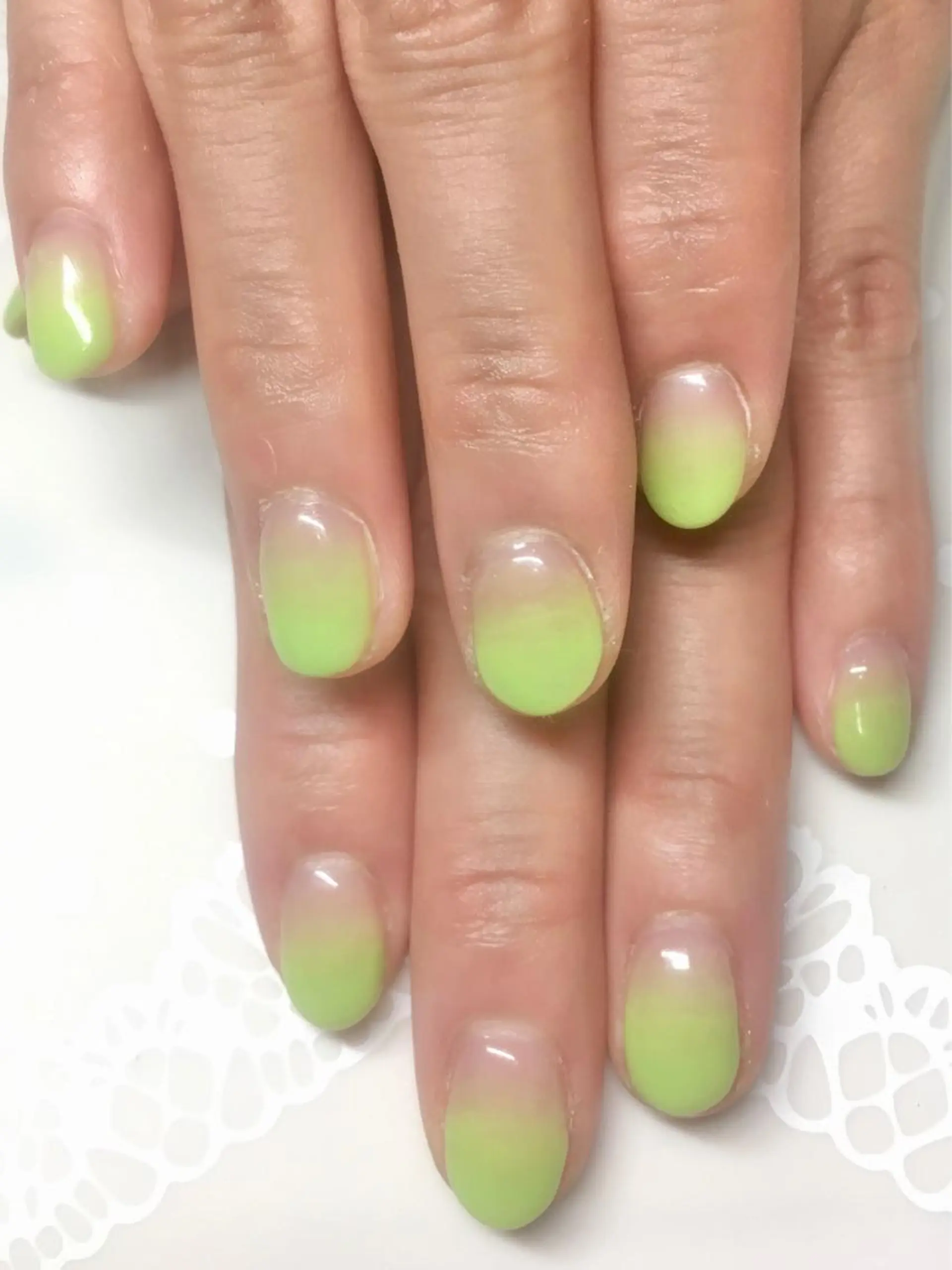 ネイル 新宿ネイルサロン ジェミディローサのネイルデザイン