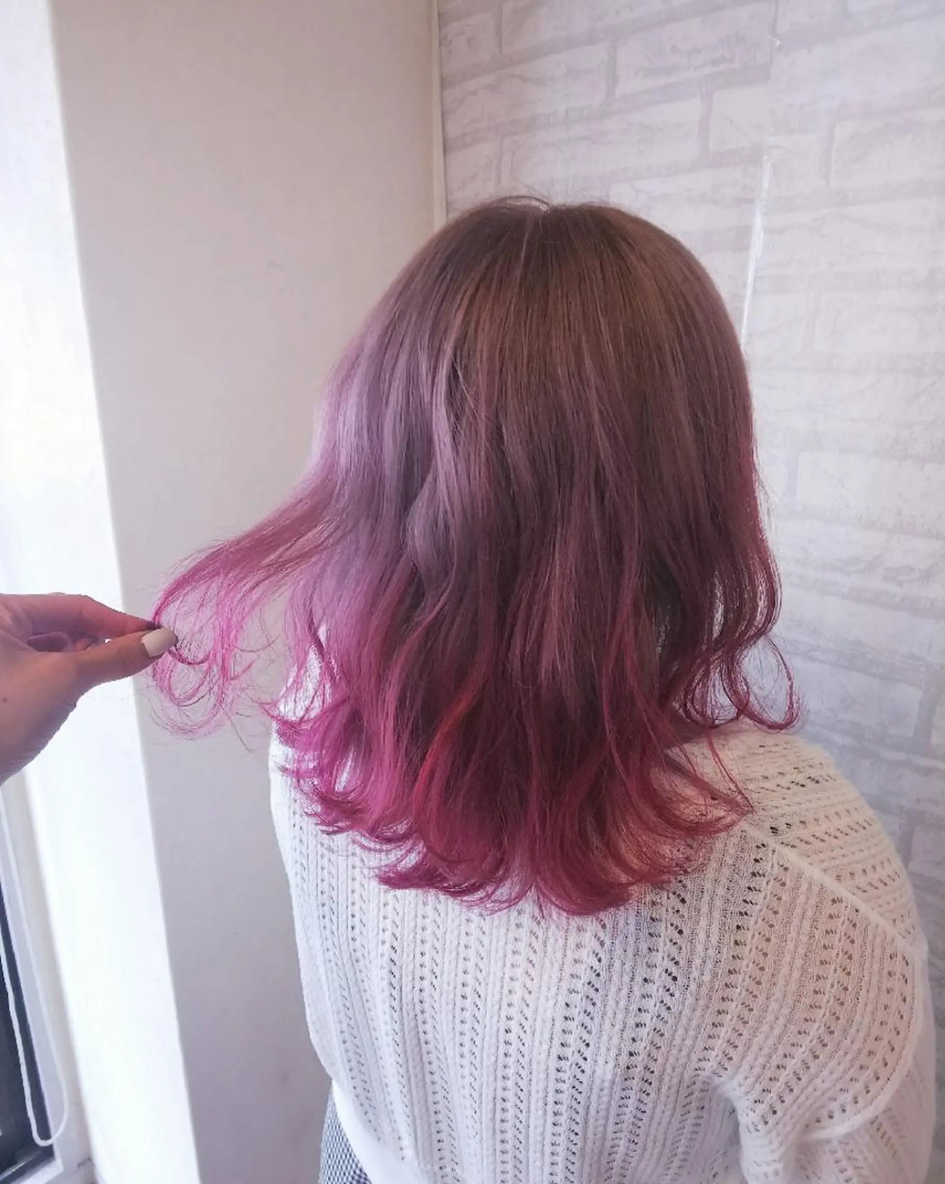 セミロング カラー グラデーションカラー ピンクカラー ヘアカラー トリートメント JIL BLAN 京都所属・RU RIのヘアスタイル