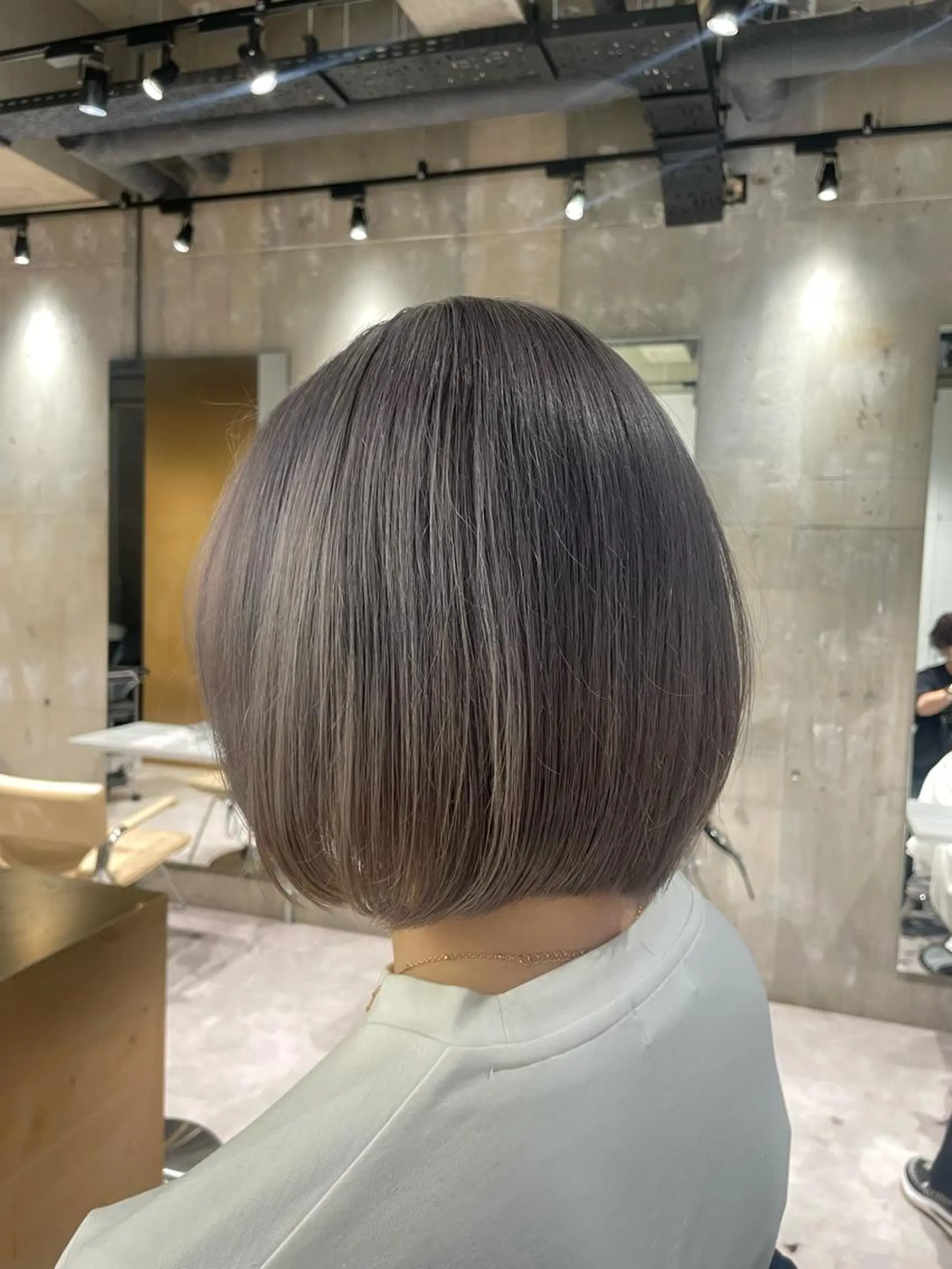 ショート カラー カット ヘアカラー トリートメント ☀️海外レイヤー 🇺🇸/ヒナコのヘアスタイル