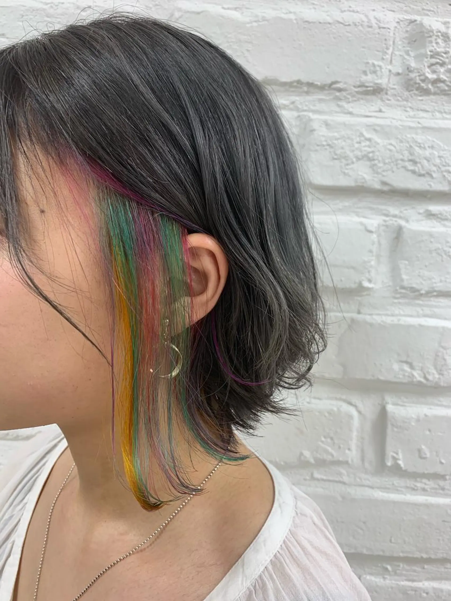 ショート カラー ヘアアレンジ アッシュ ブリーチ イヤリングカラー トリートメント 【メンズ縮毛矯正/ Ryokaのヘアスタイル