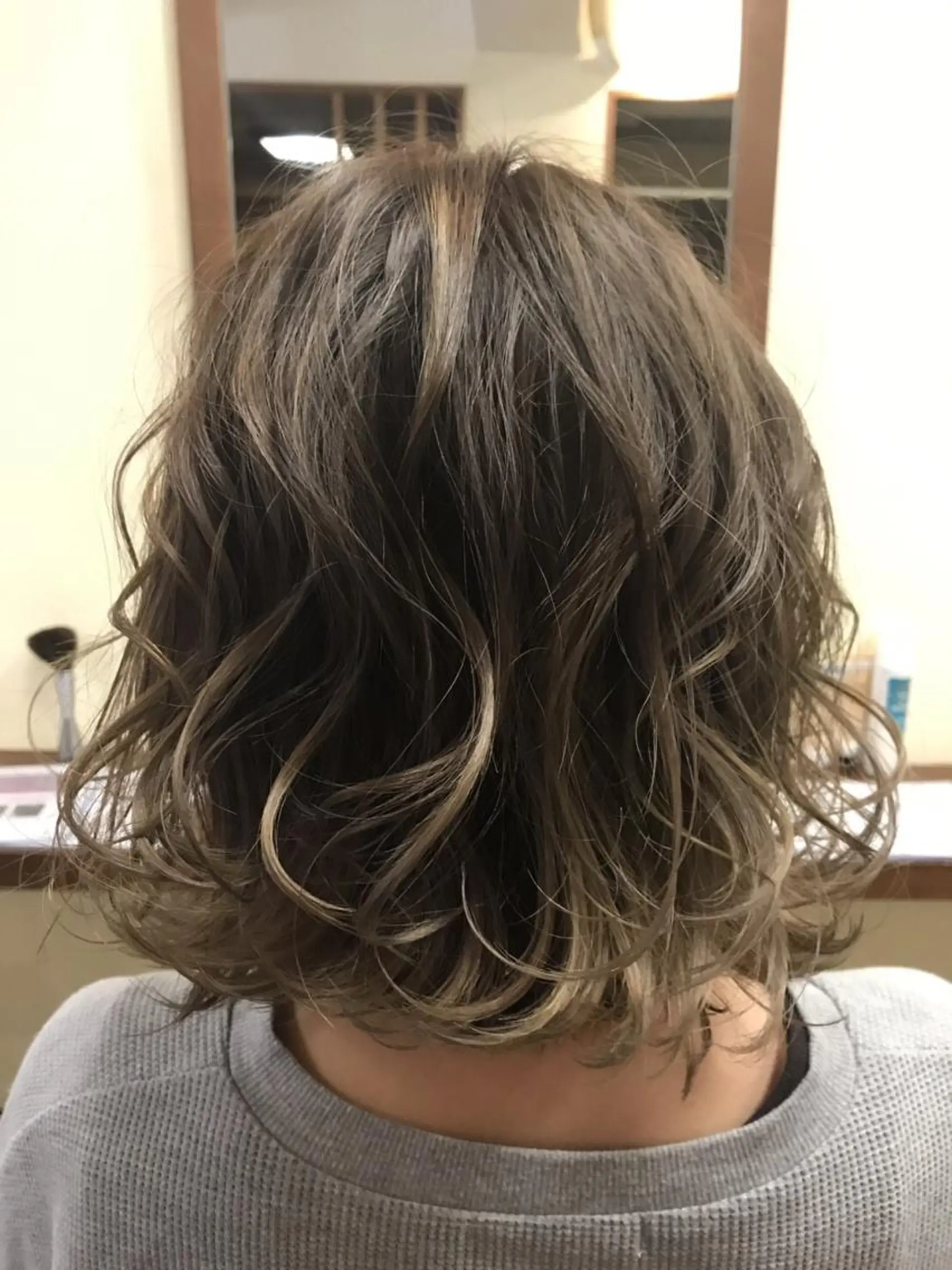 ミディアム chill out 塚口本町店のヘアスタイル