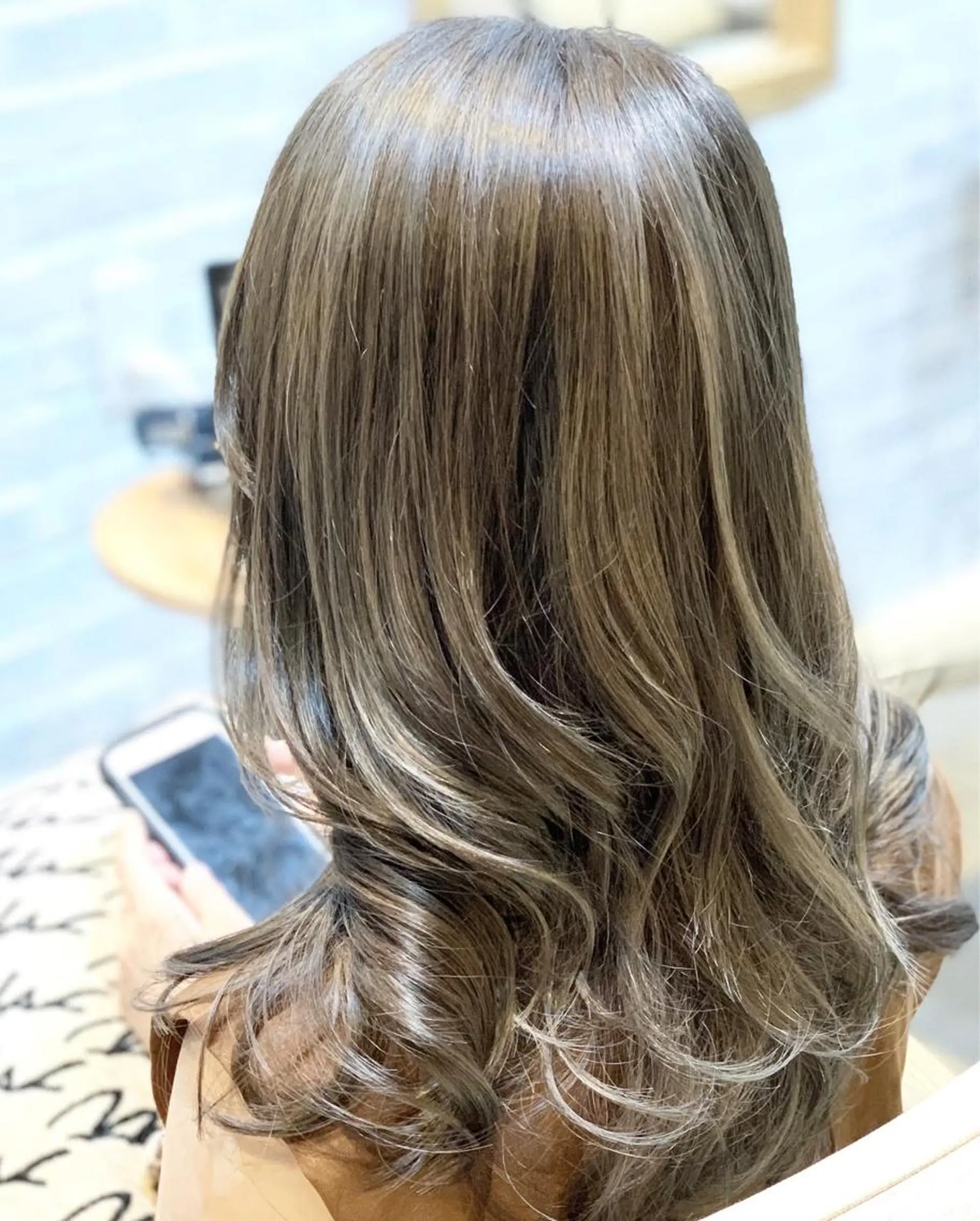 セミロング カラー カット ヘアカラー 向井 優汰のヘアスタイル