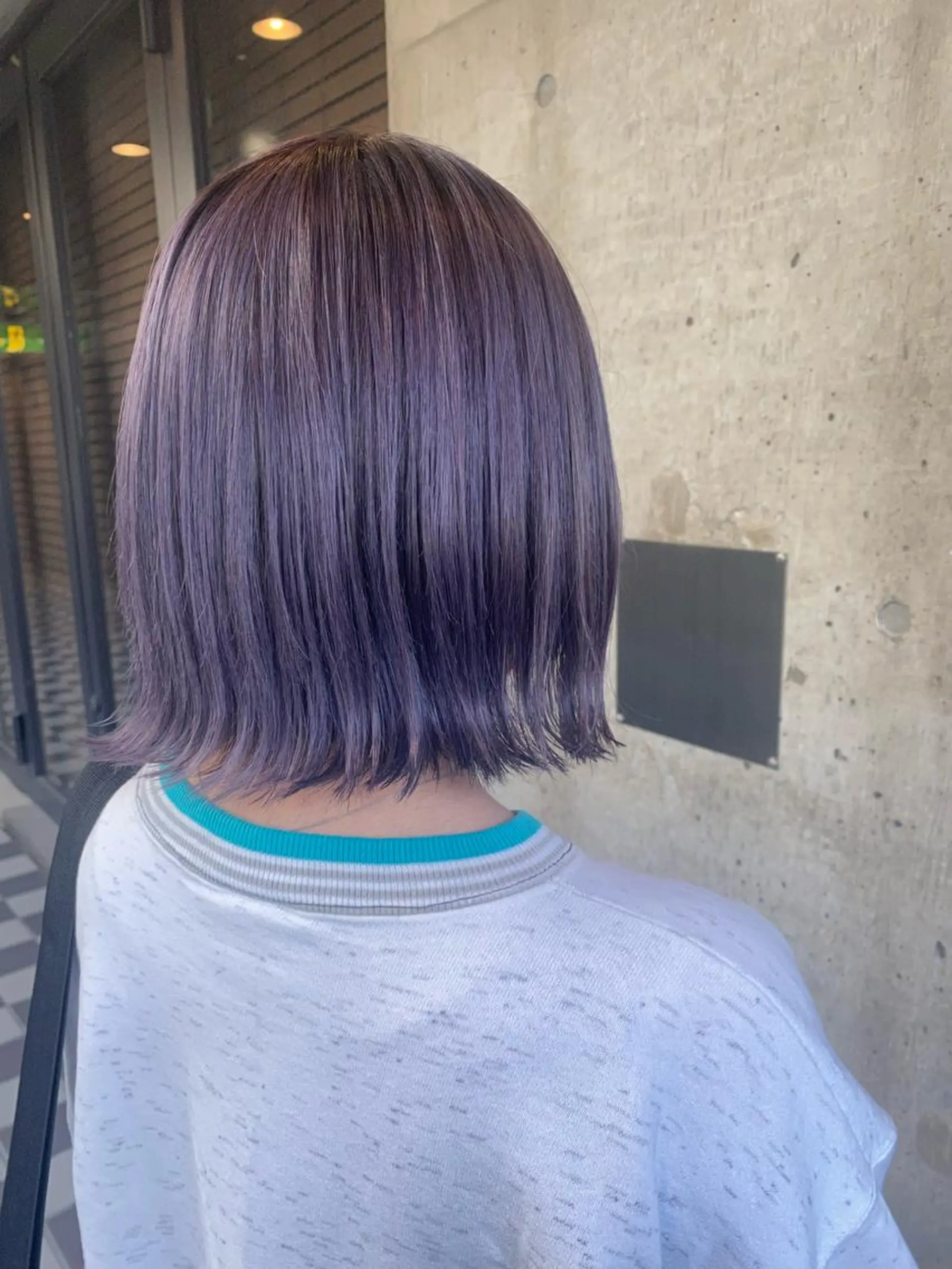 ショート カラー 小坂 麻綾のヘアスタイル