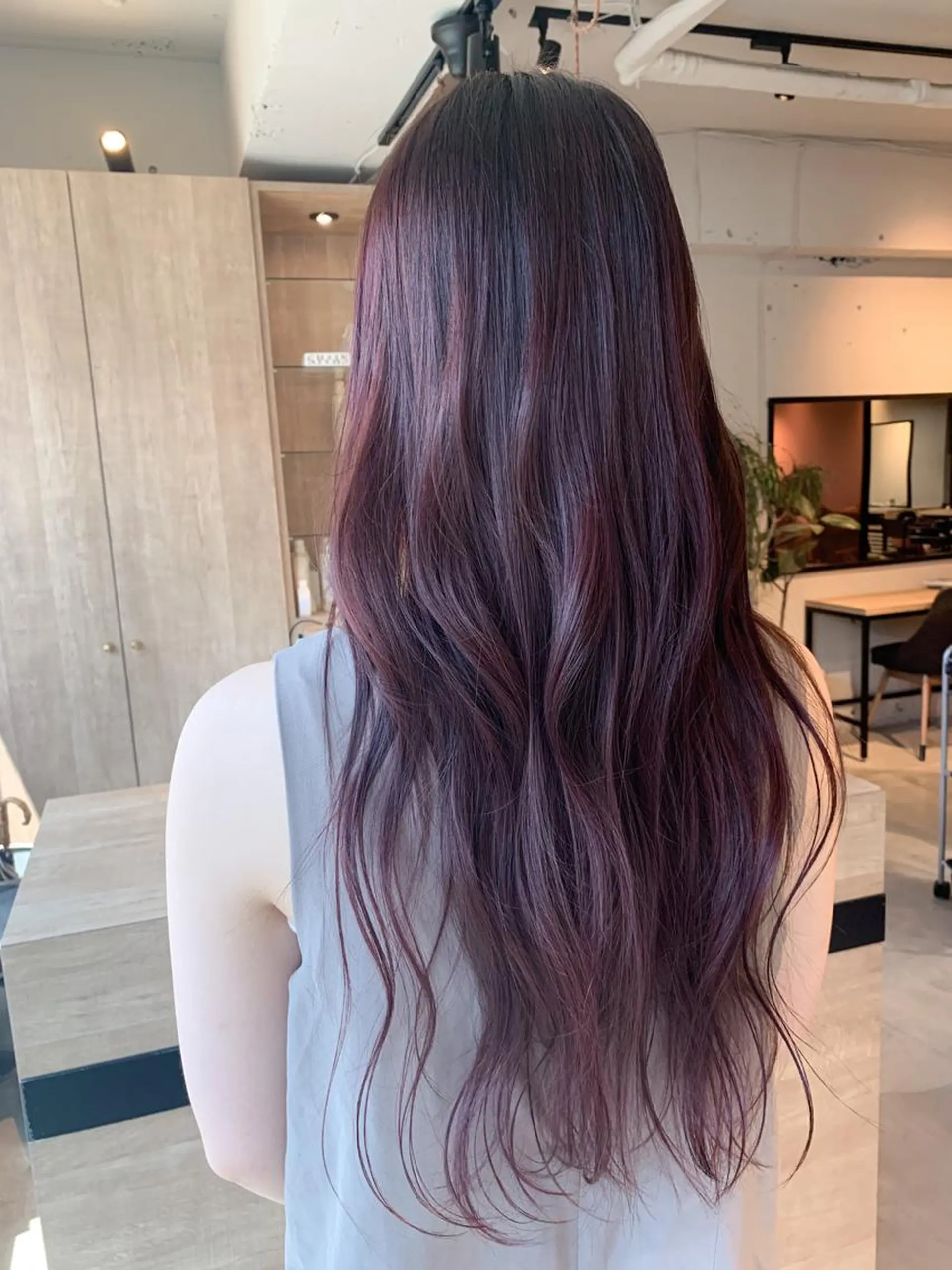 ロング カラー ヘアアレンジ ヘアカラー トリートメント yuka .のヘアスタイル