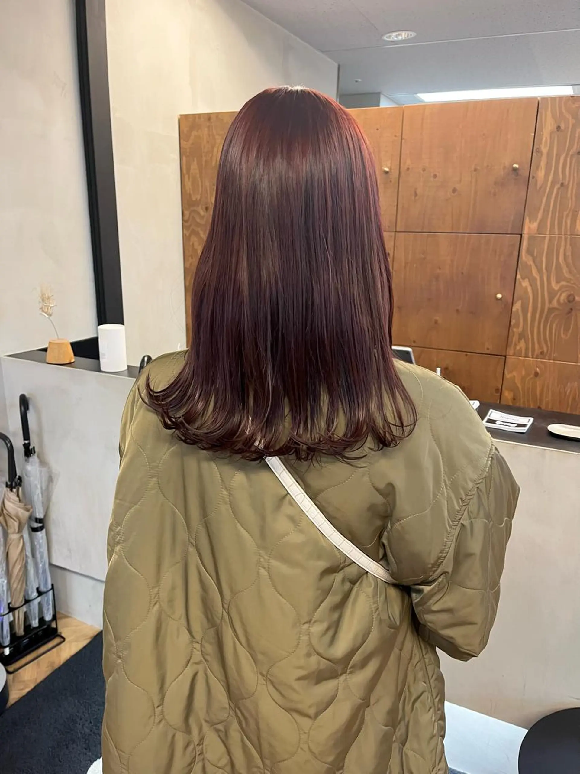 ミディアム カラー ブリーチ ダブルカラー ブリーチなしカラー カット ヘアカラー トリートメント ena/ブリーチなし 透明感・レイヤー🎀のヘアスタイル
