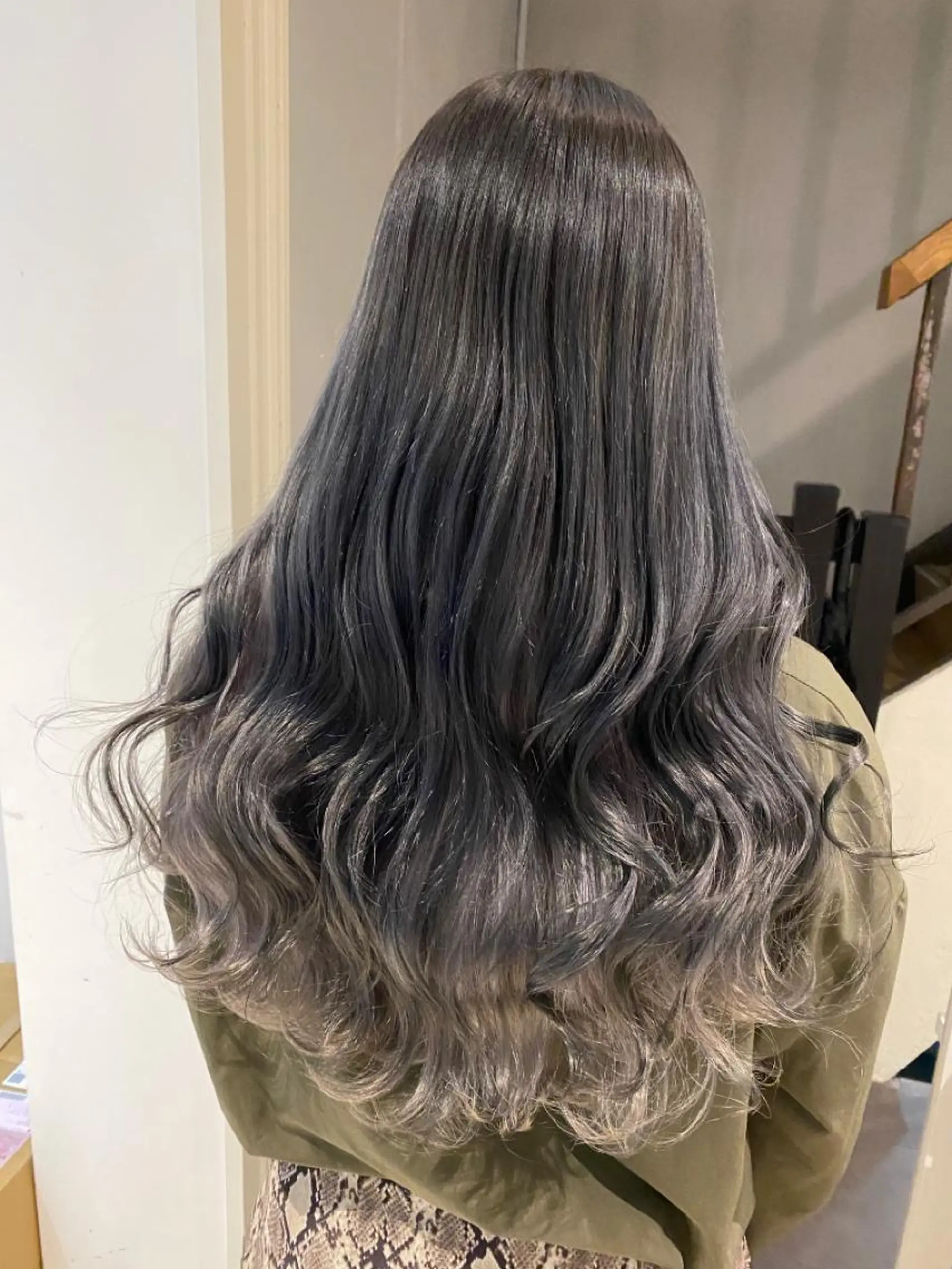 ロング カラー 🌈評価No.1🌈 艶髪カラー❌エクステのヘアスタイル