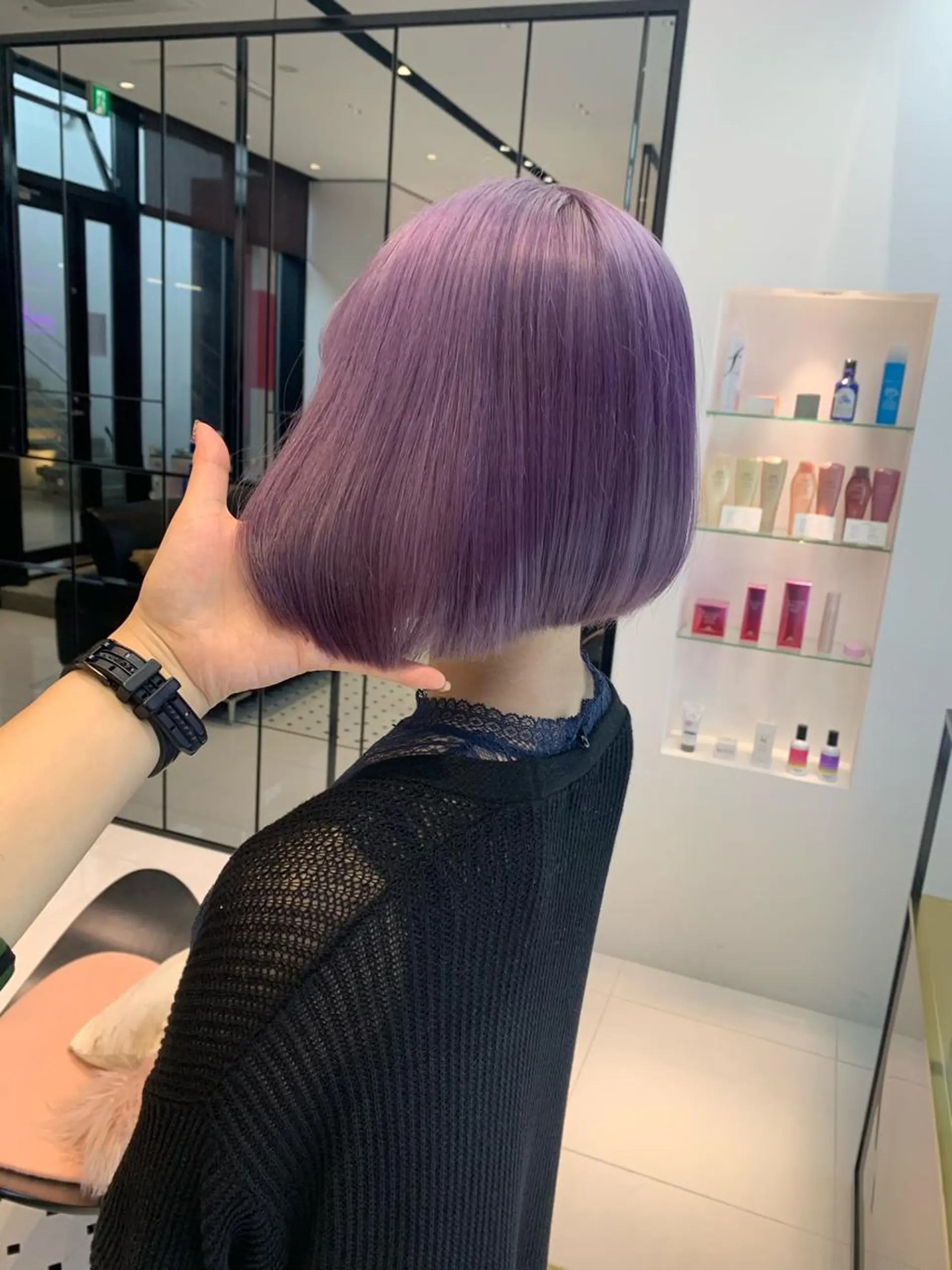 ショート カラー ラベンダーカラー ハッシュカット/ハイ トーン/MANAMIのヘアスタイル