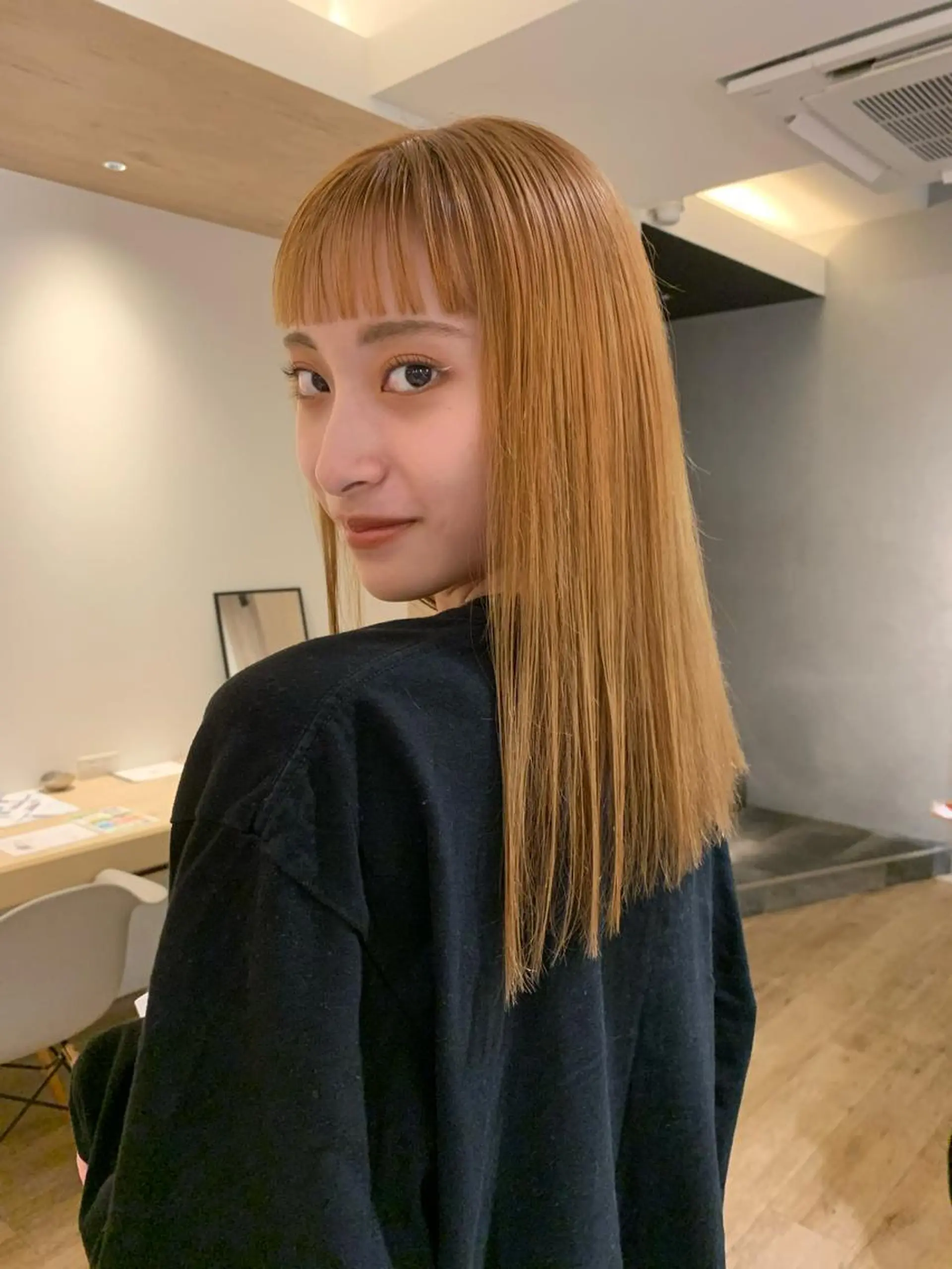 ミディアム カラー ブラウンカラー オレンジ オレンジブラウン 美髪・シールエクステ ホソタニリョウコのヘアスタイル