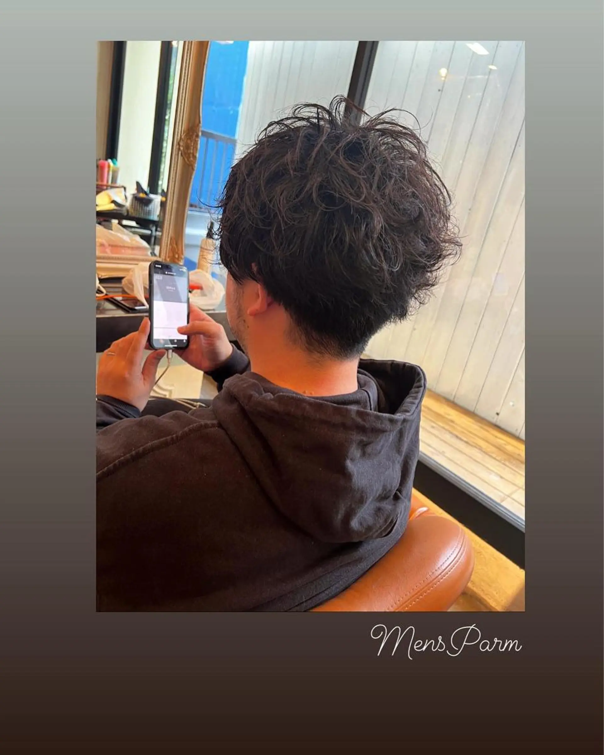 ショート パーマ メンズ マッシュ メンズパーマ ツーブロック 刈り上げ カット パーマ ハイライト/インナー /ブリーチ/レイヤーのヘアスタイル