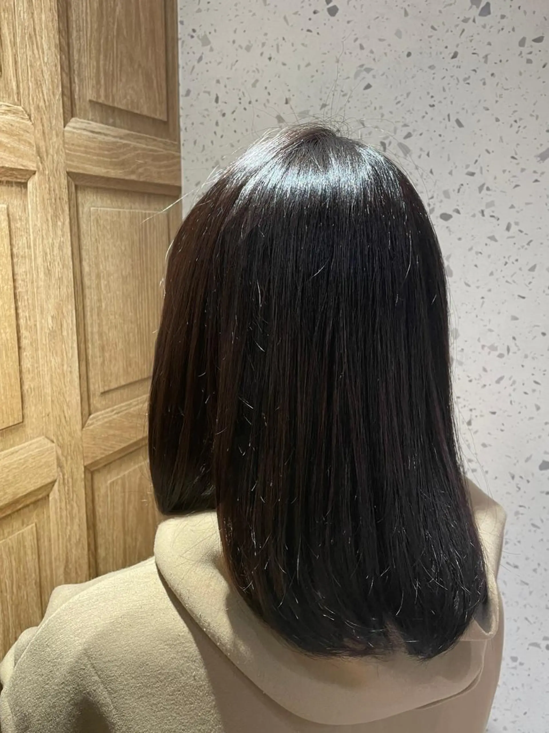 セミロング 顔まわりcut🌿 Hinakoのヘアスタイル