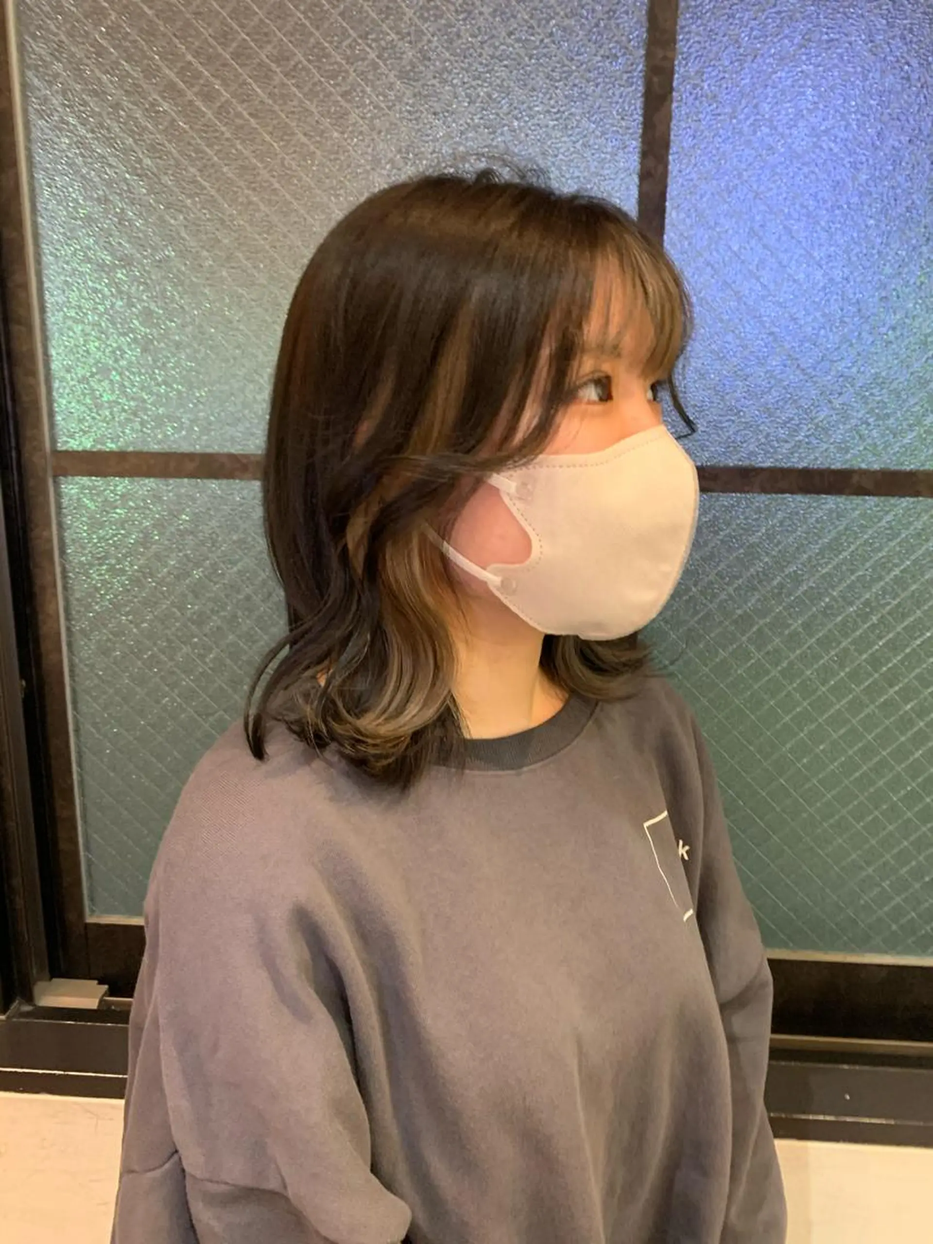 ミディアム カット ヘアカラー トリートメント 🤍aimi🤍 ウルフ/韓国ヘアのヘアスタイル