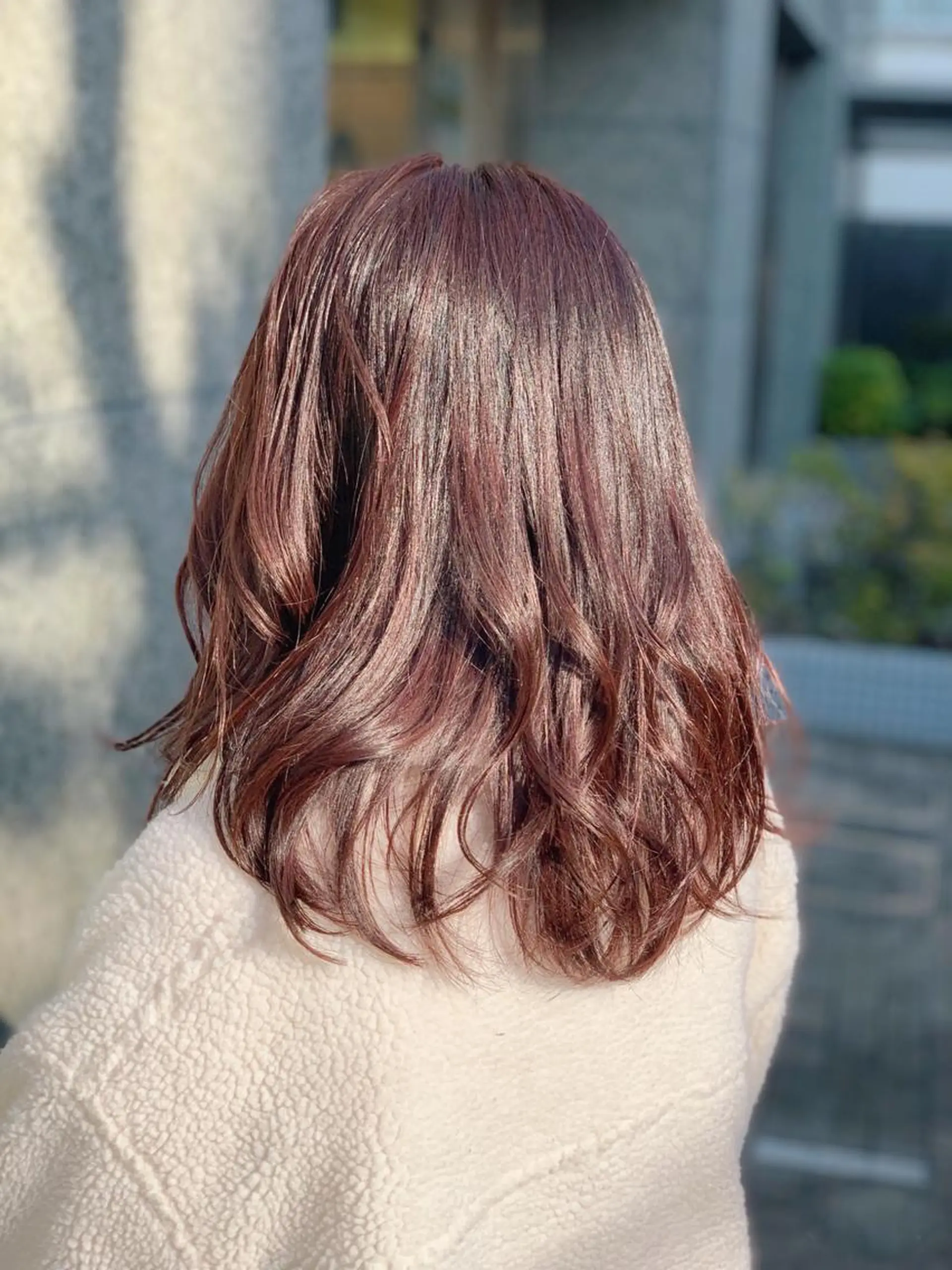 セミロング カラー イルミナカラー ピンクカラー カット ヘアカラー トリートメント 左藤 翔平のヘアスタイル