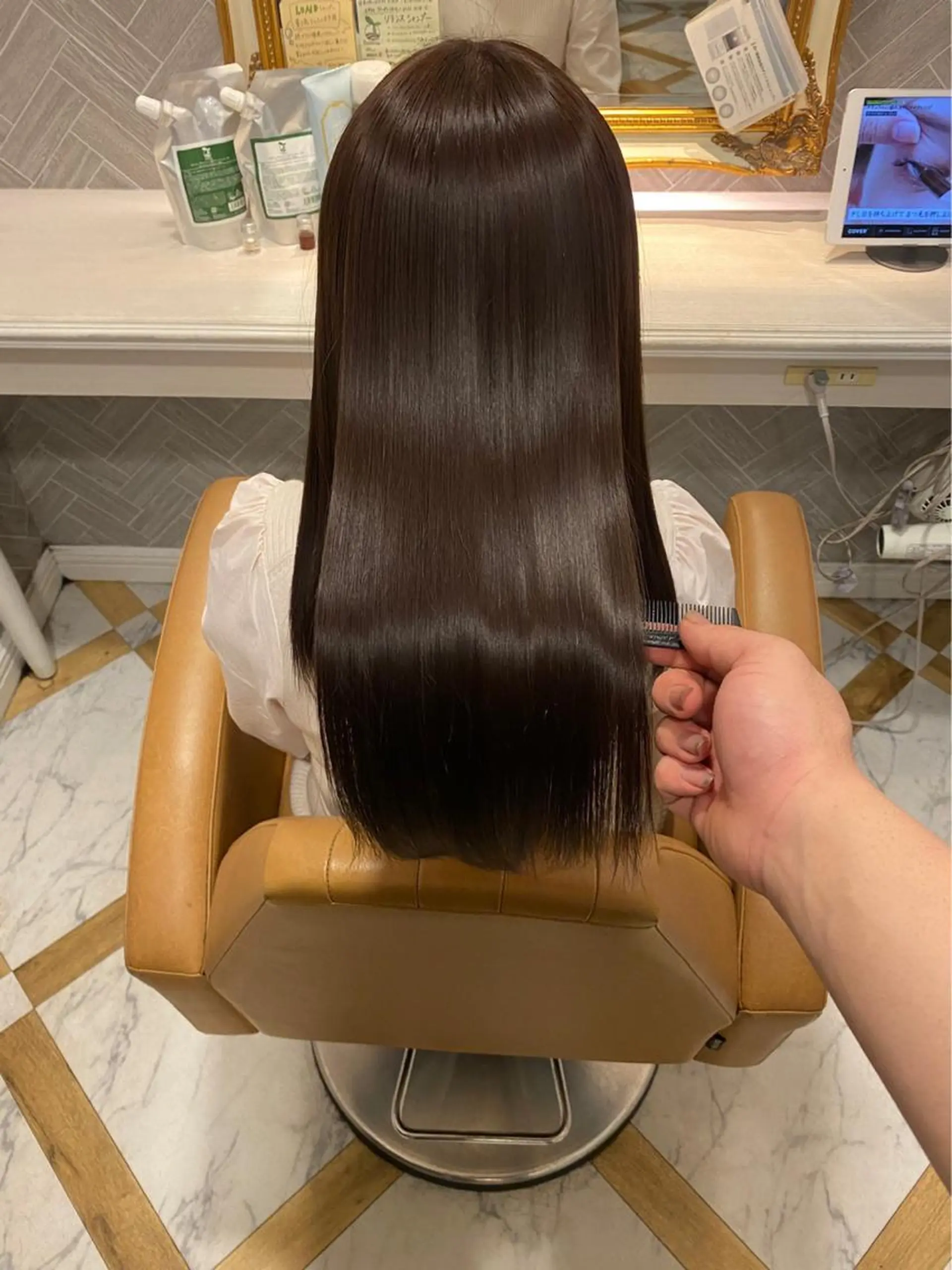 ロング 縮毛矯正 ✨コテ巻き風パーマ ✨川合佑哉のヘアスタイル