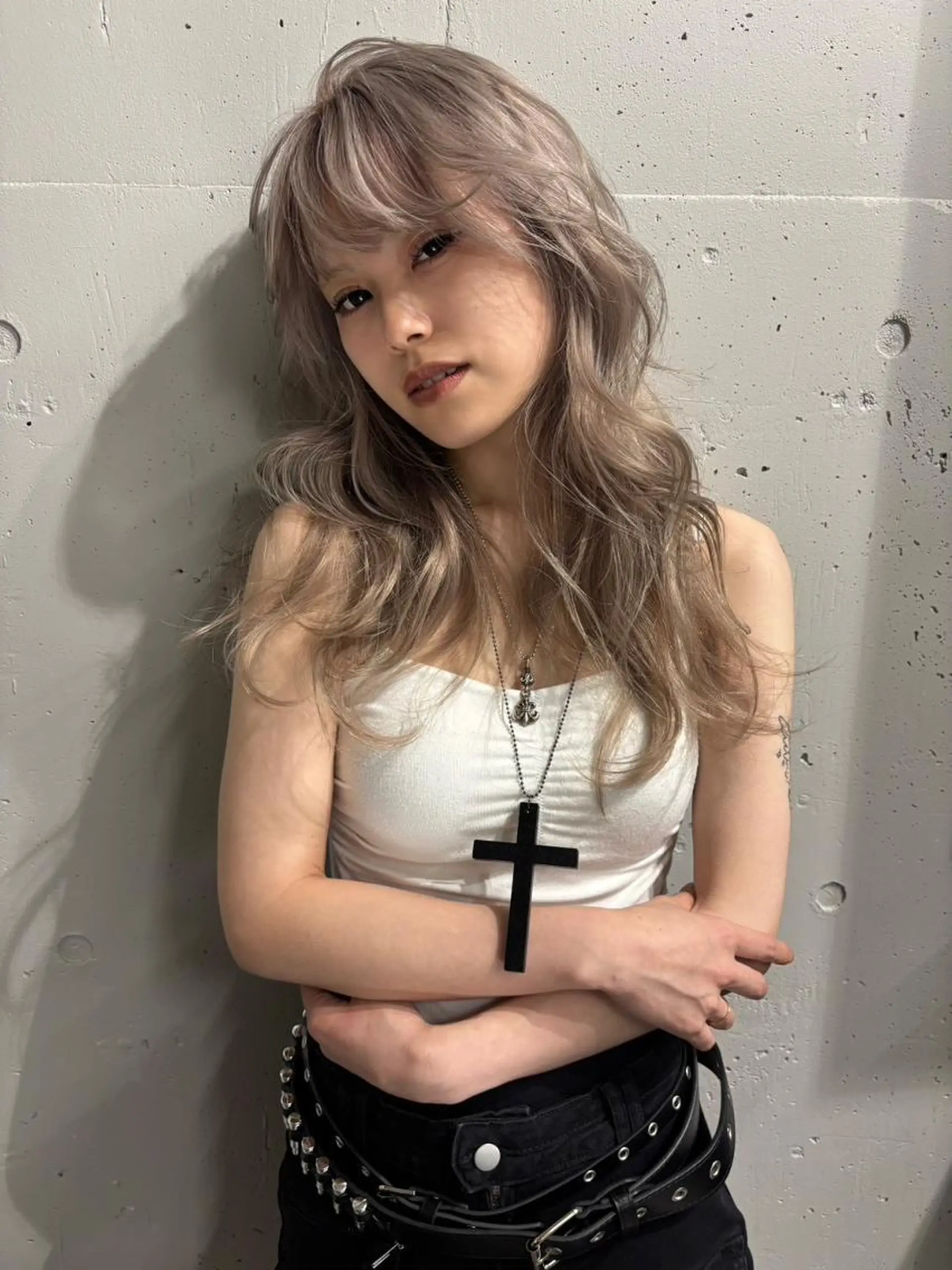 カラー セミロング ブリーチ ブロンド ケアブリーチ ハイトーンカラー ハイトーン😺艶 ✨ブリーチ✨透明感のヘアスタイル
