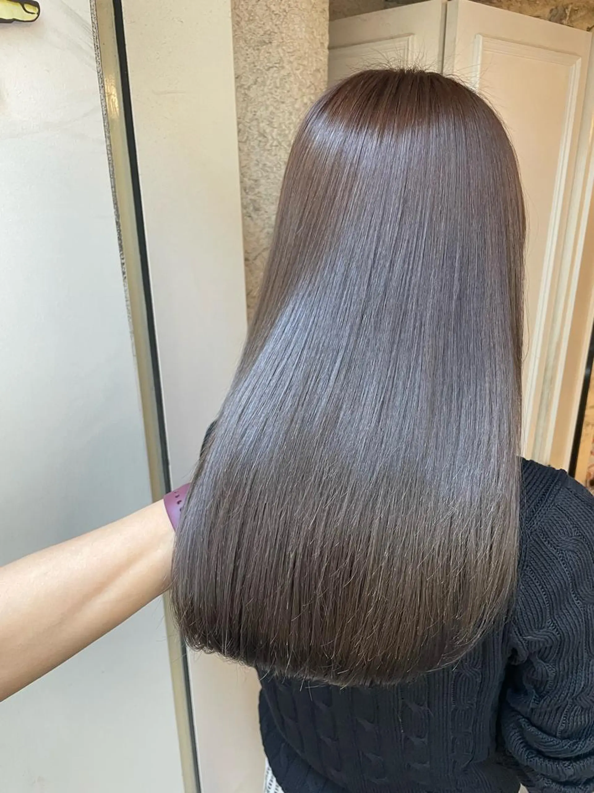 ロング 顔まわりレイヤー 韓国風ヘア レイヤーカット ローレイヤー 縮毛矯正 カット ヘアカラー パーマ トリートメント Masena所属・【必ず似合わせます】 川口航平のヘアスタイル