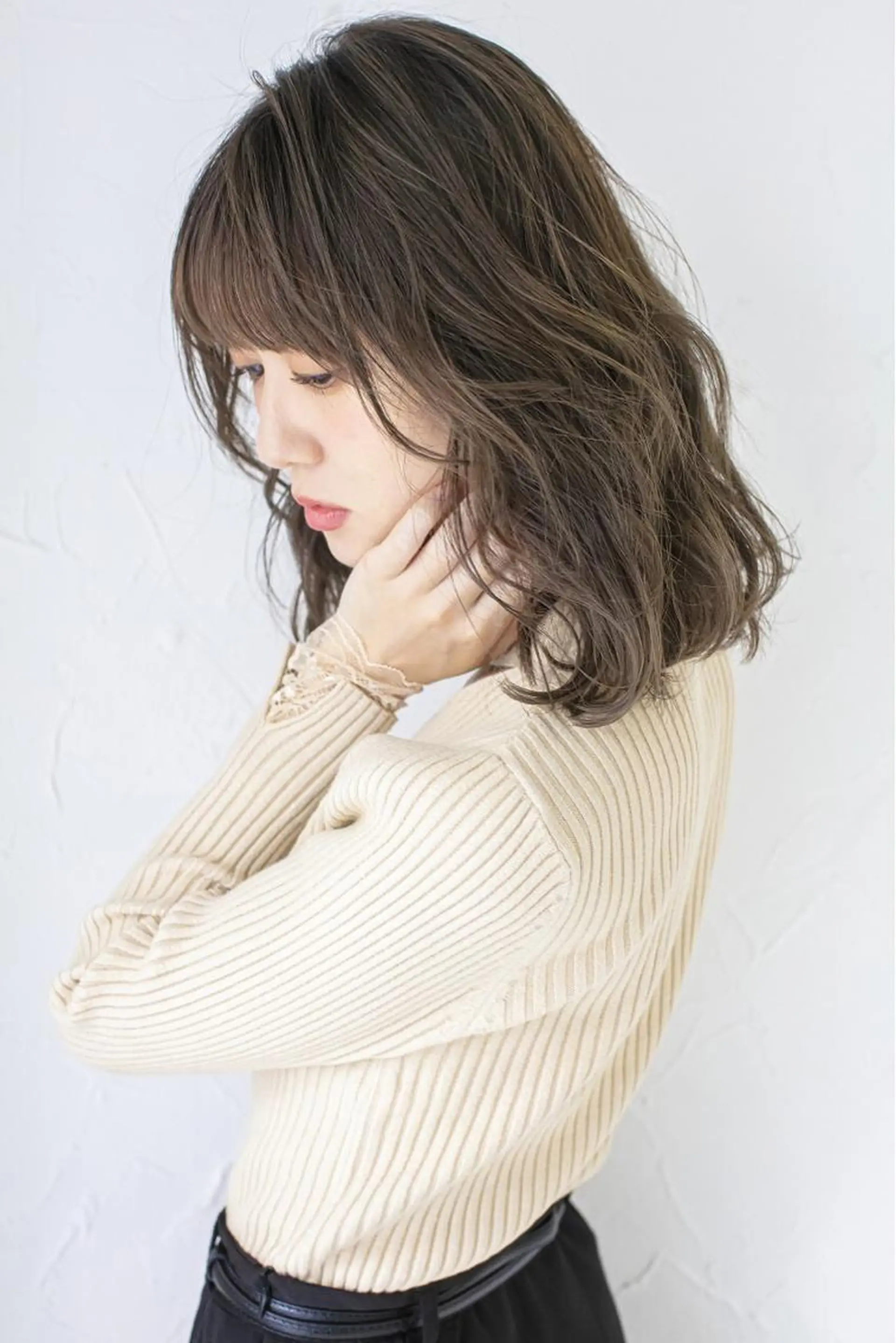 ミディアム カラー アッシュ ベージュカラー 透明感カラー カット ヘアカラー トリートメント 🧙『店長』平田 祥己✨のヘアスタイル