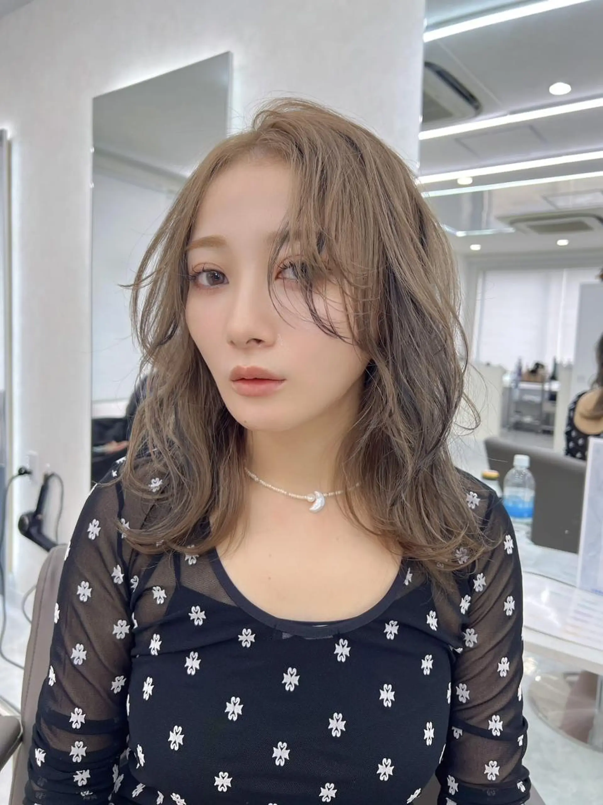 セミロング 江坂最安値*ブリーチ 田中のヘアスタイル