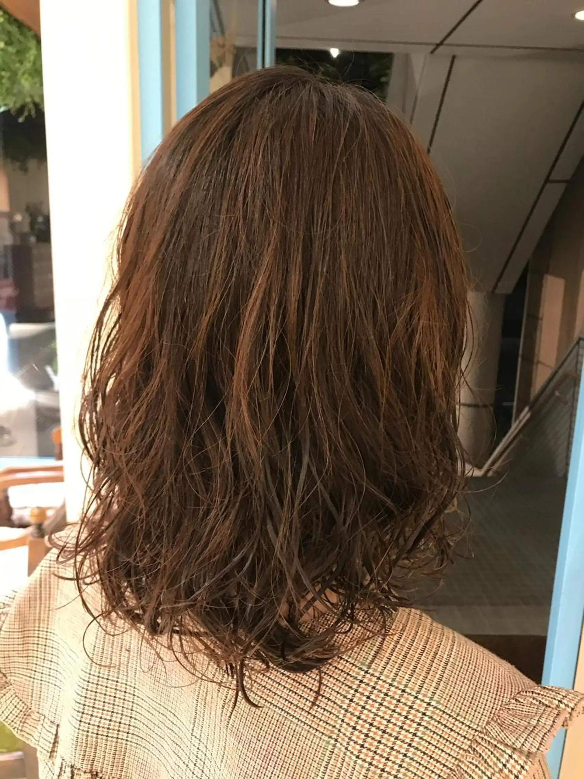 ミディアム カラー パーマ 三代 ゆりあのヘアスタイル