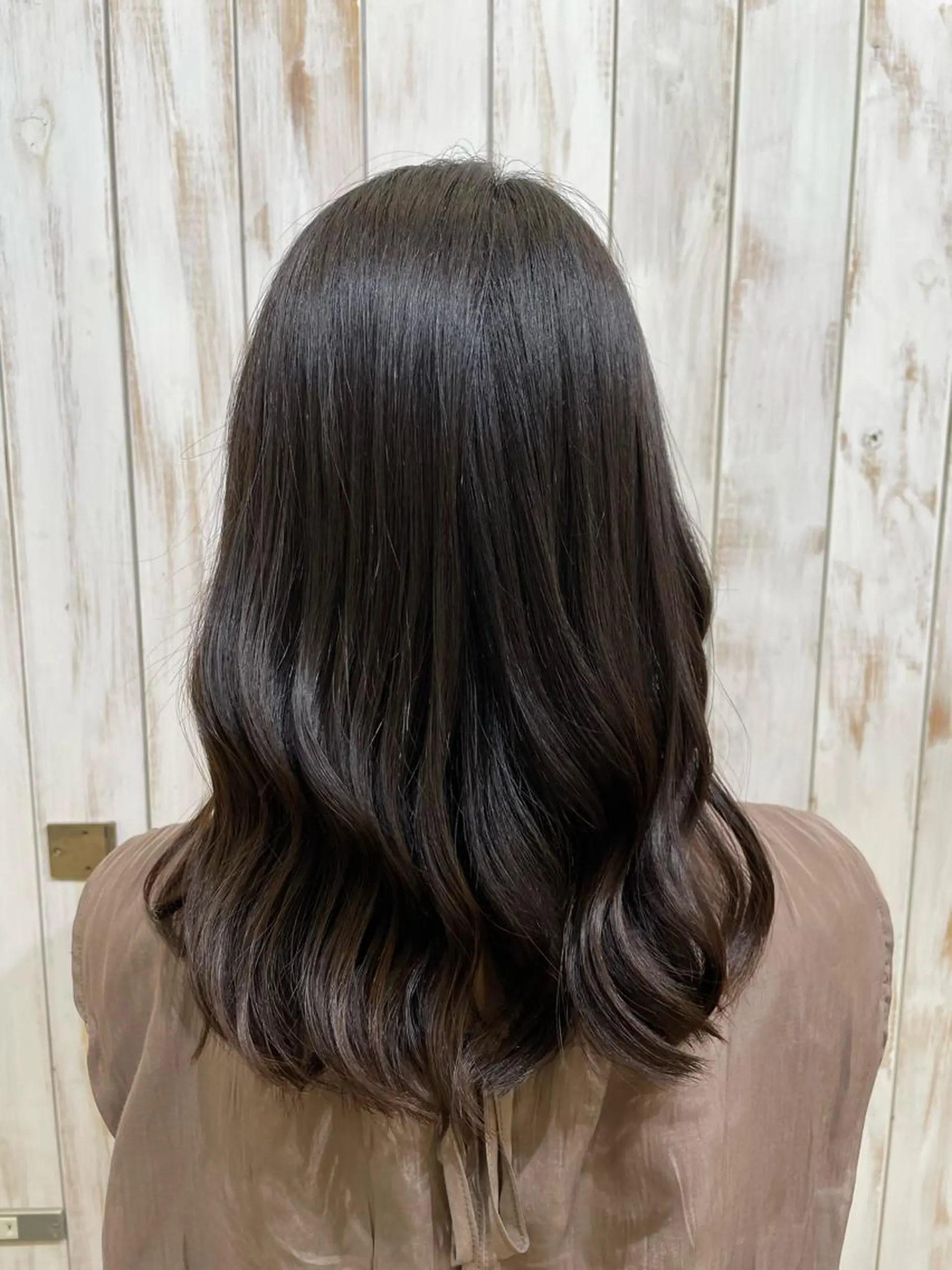 セミロング カット 青田 明日海のヘアスタイル