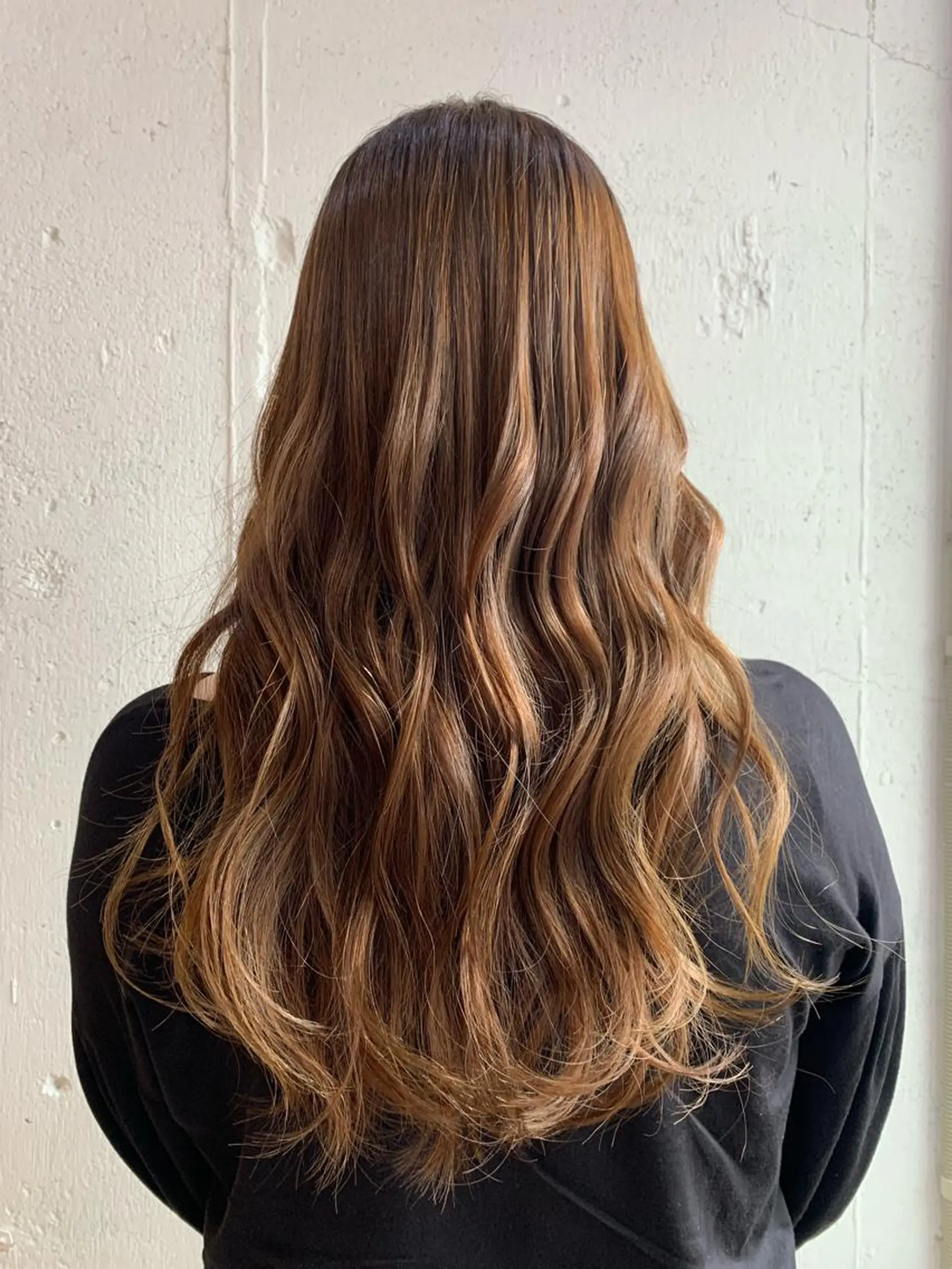 ロング カラー ハイトーンカラー トリートメント EIGHT 中川原 菜々子のヘアスタイル