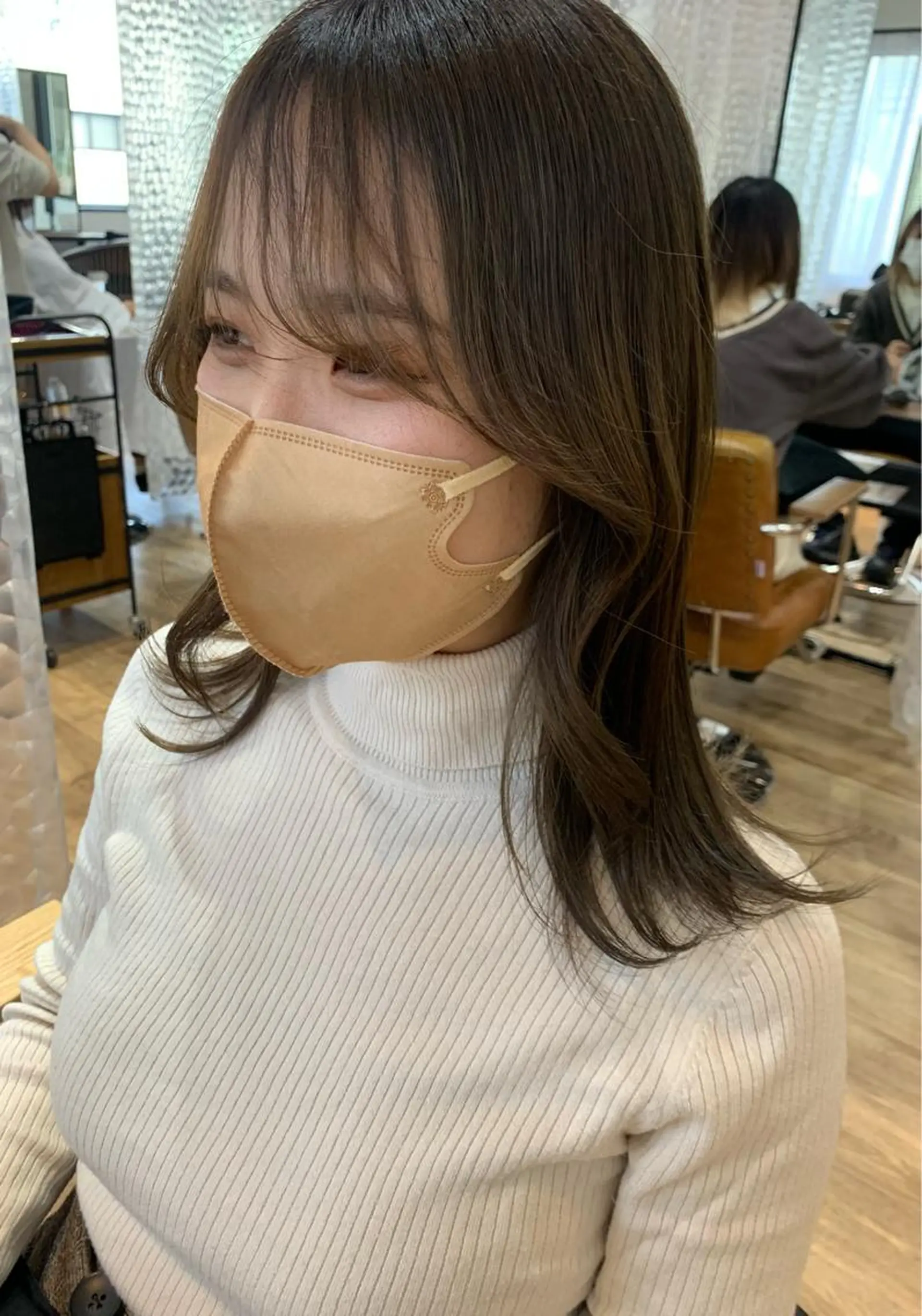 セミロング to waのヘアスタイル