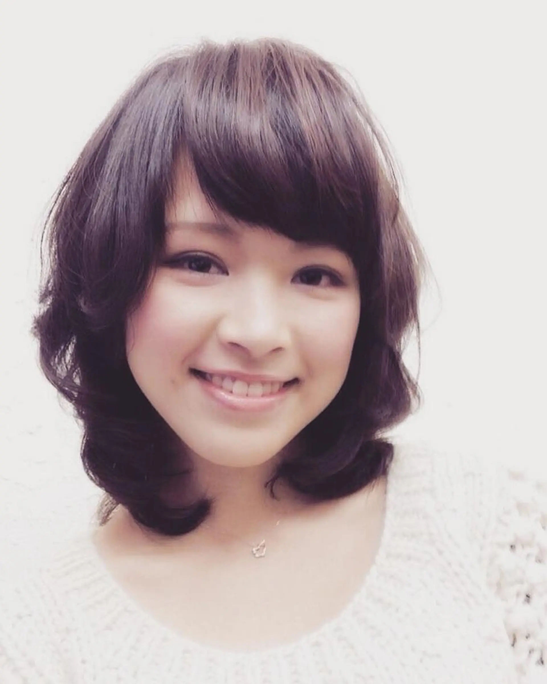 ミディアム カット ヘアカラー トリートメント mmagicca. 【 まじか. 】のネイルデザイン