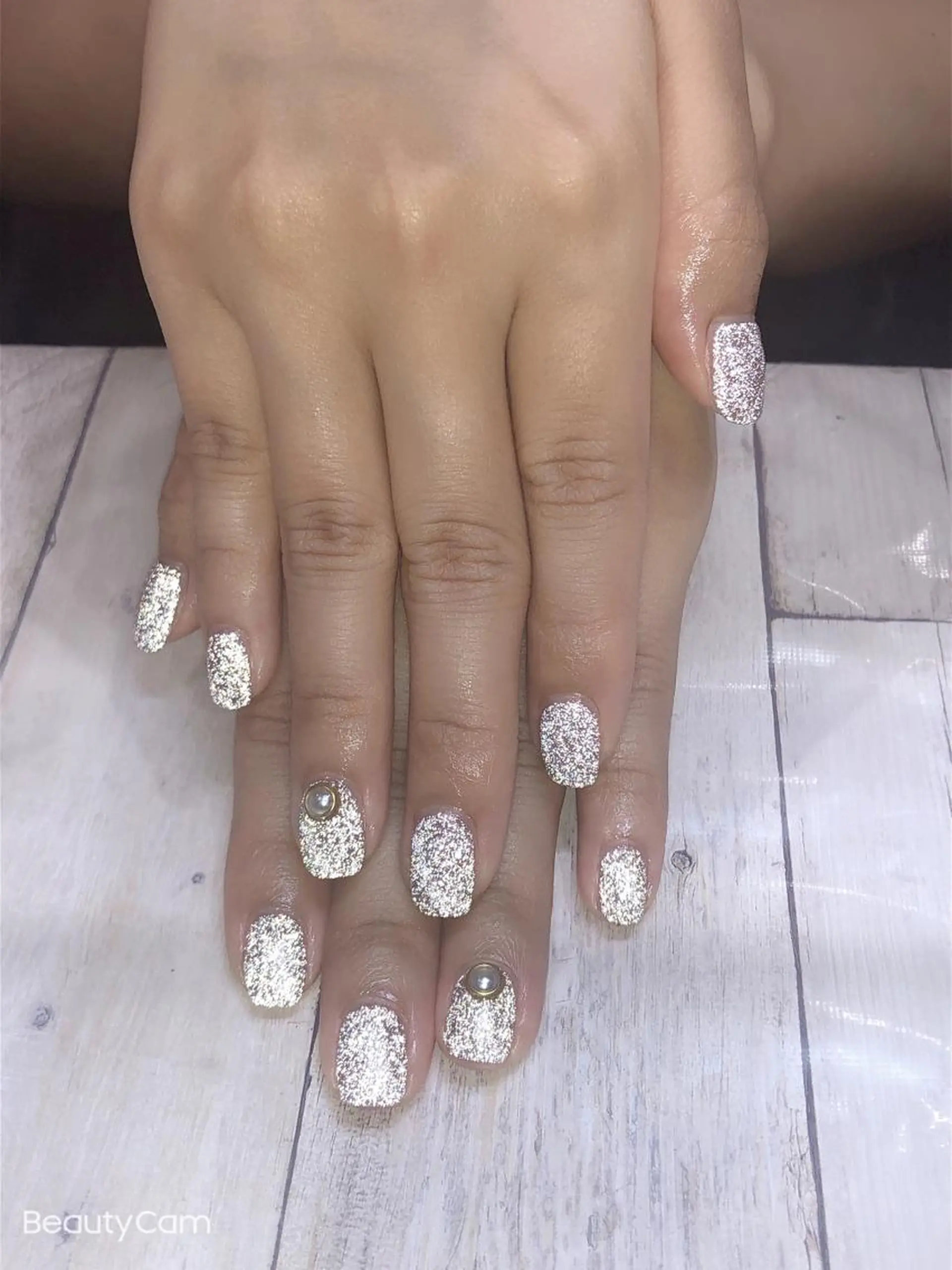 ネイル フラッシュネイル フラッシュマグ マグネットネイル マグネットワンカラー ワンカラーネイル ✨アン ミユ✨のネイルデザイン