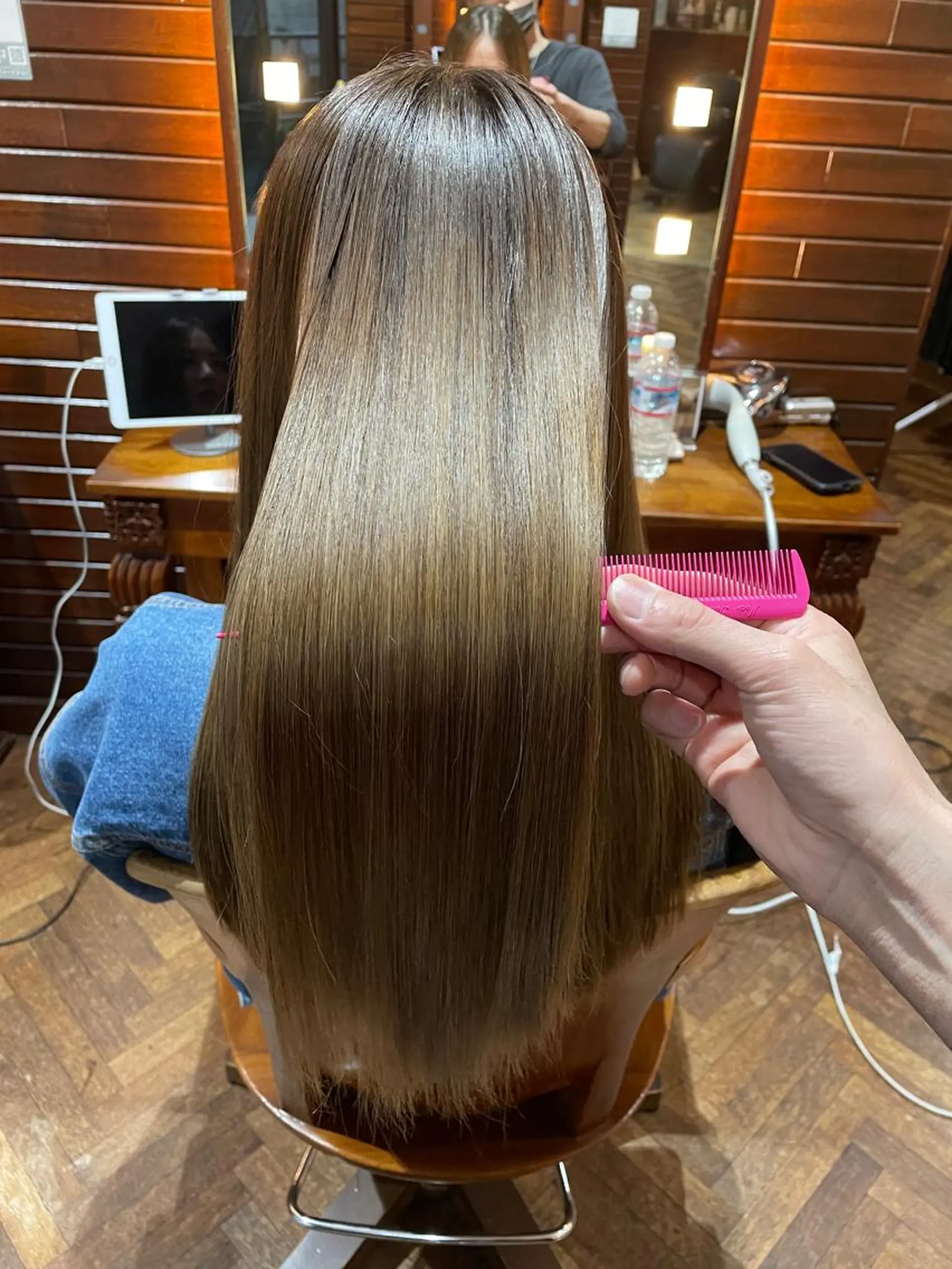 ロング ハイライト レイヤーカット 酸性ストレート stylist YUTOのヘアスタイル